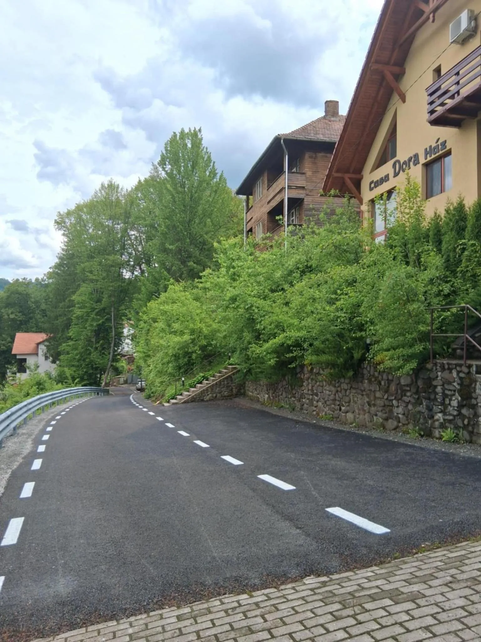 Property building in Casa Dora