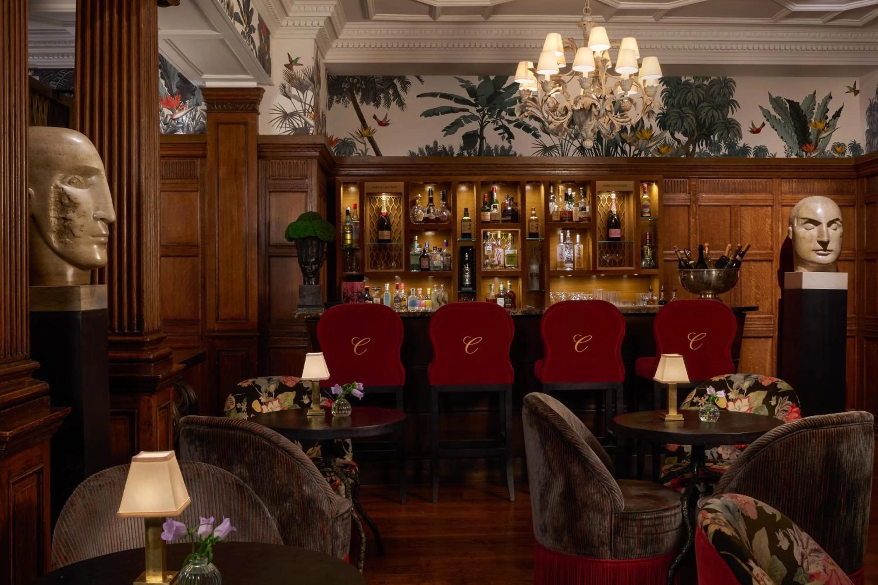 Restaurant/places to eat in Brown's Hotel, a Rocco Forte Hotel