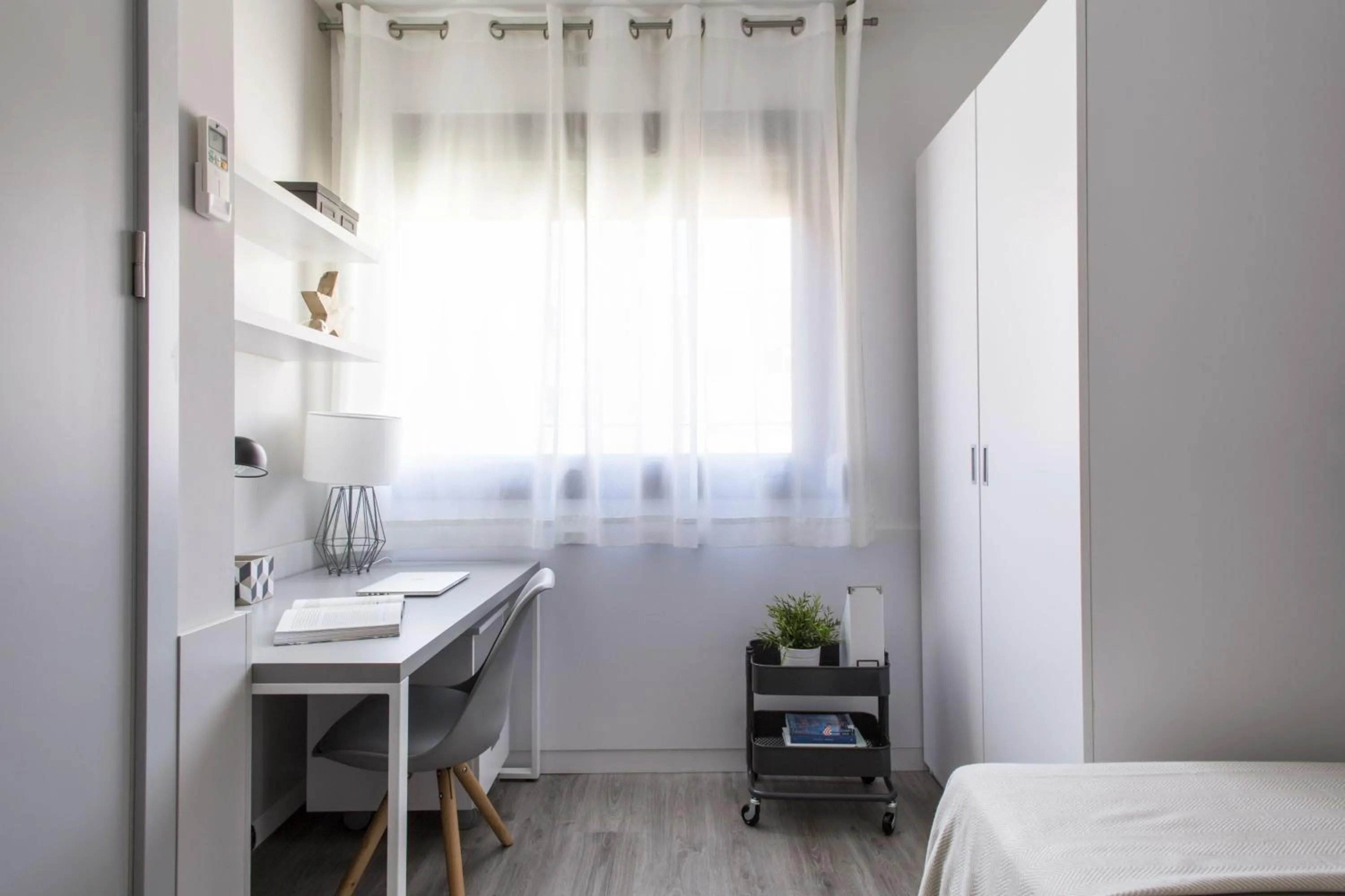 Bedroom, Bed in Residencia Universitaria Resa Barcelona Diagonal