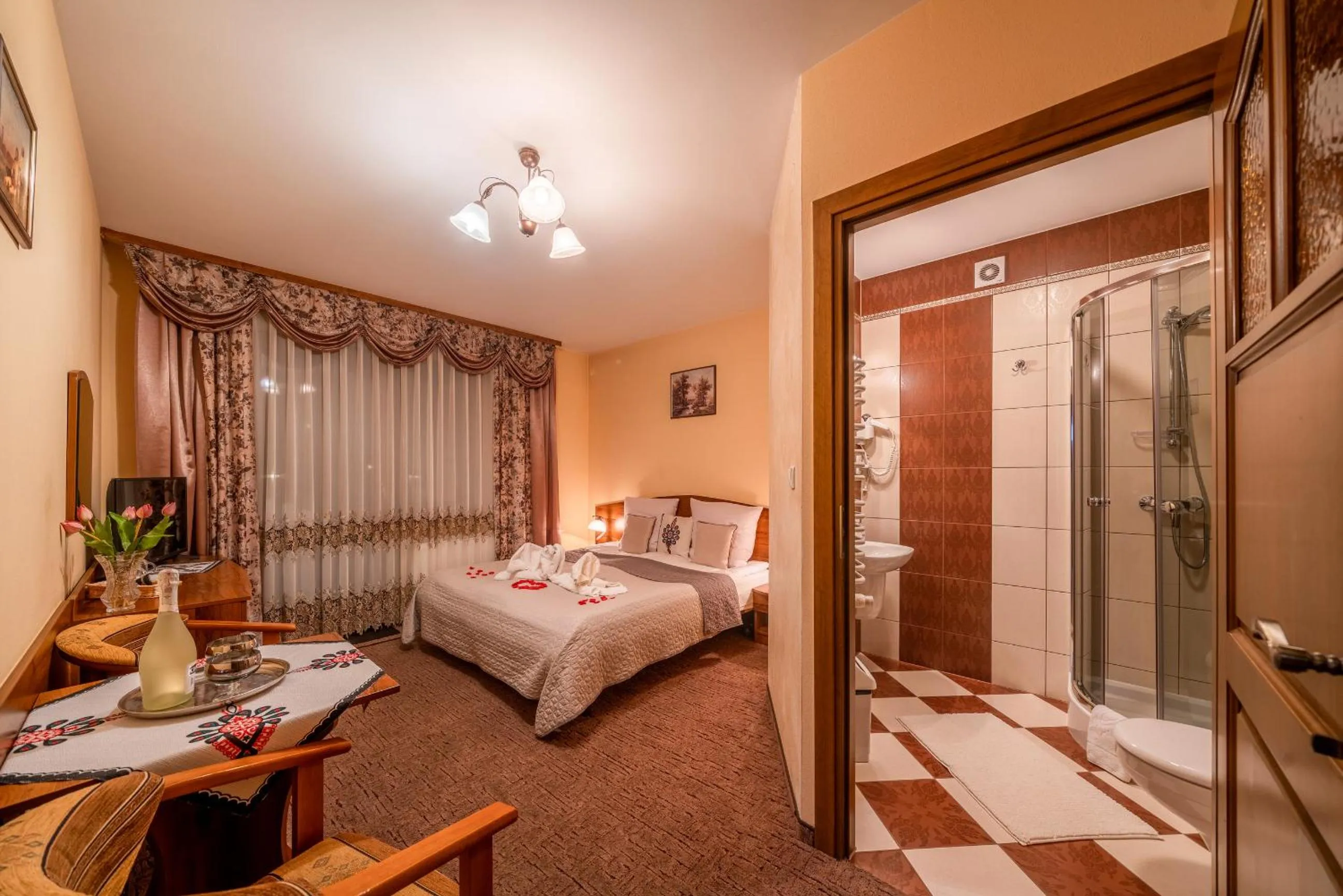 Bed in Willa u Zwijaczy