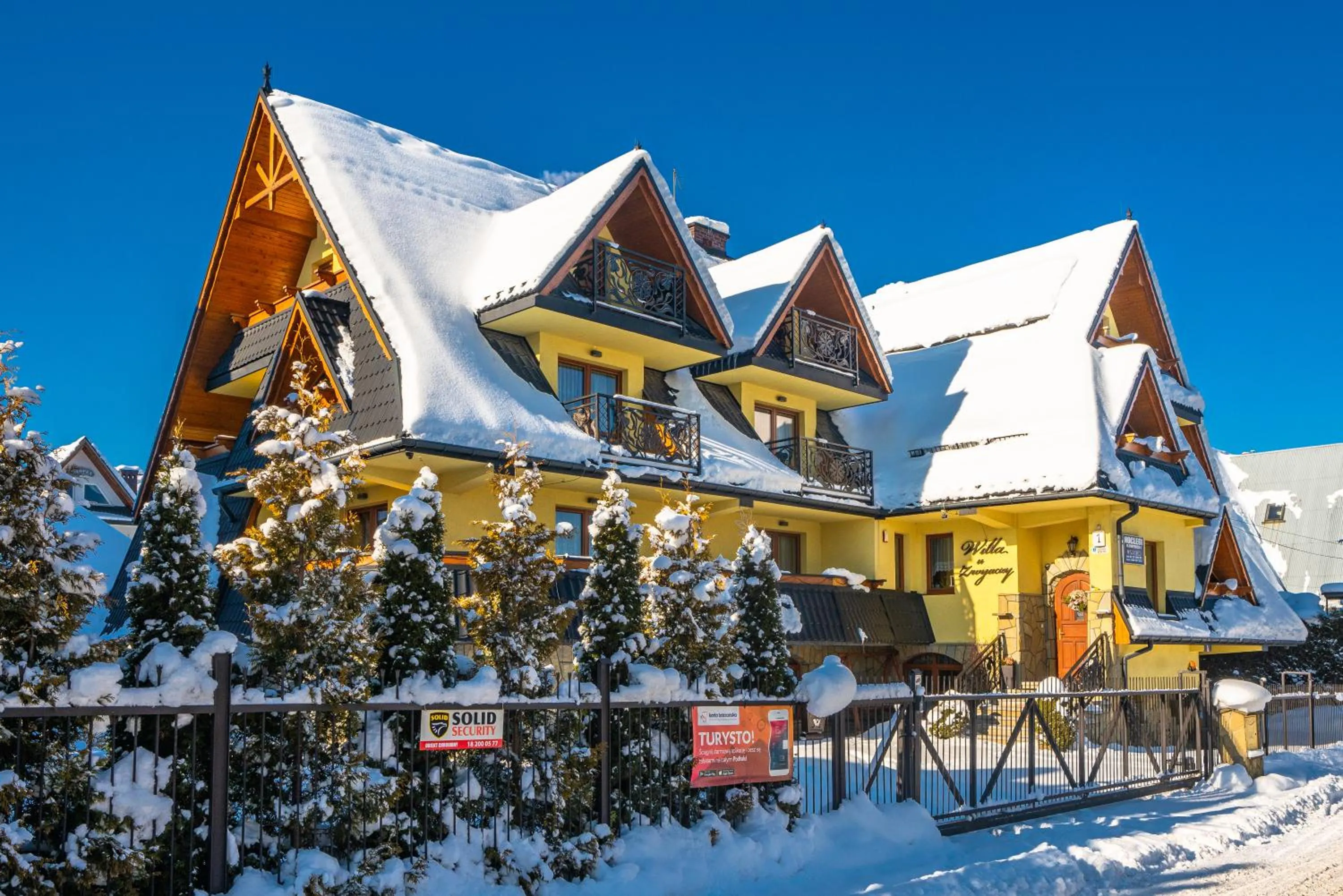 Property building in Willa u Zwijaczy