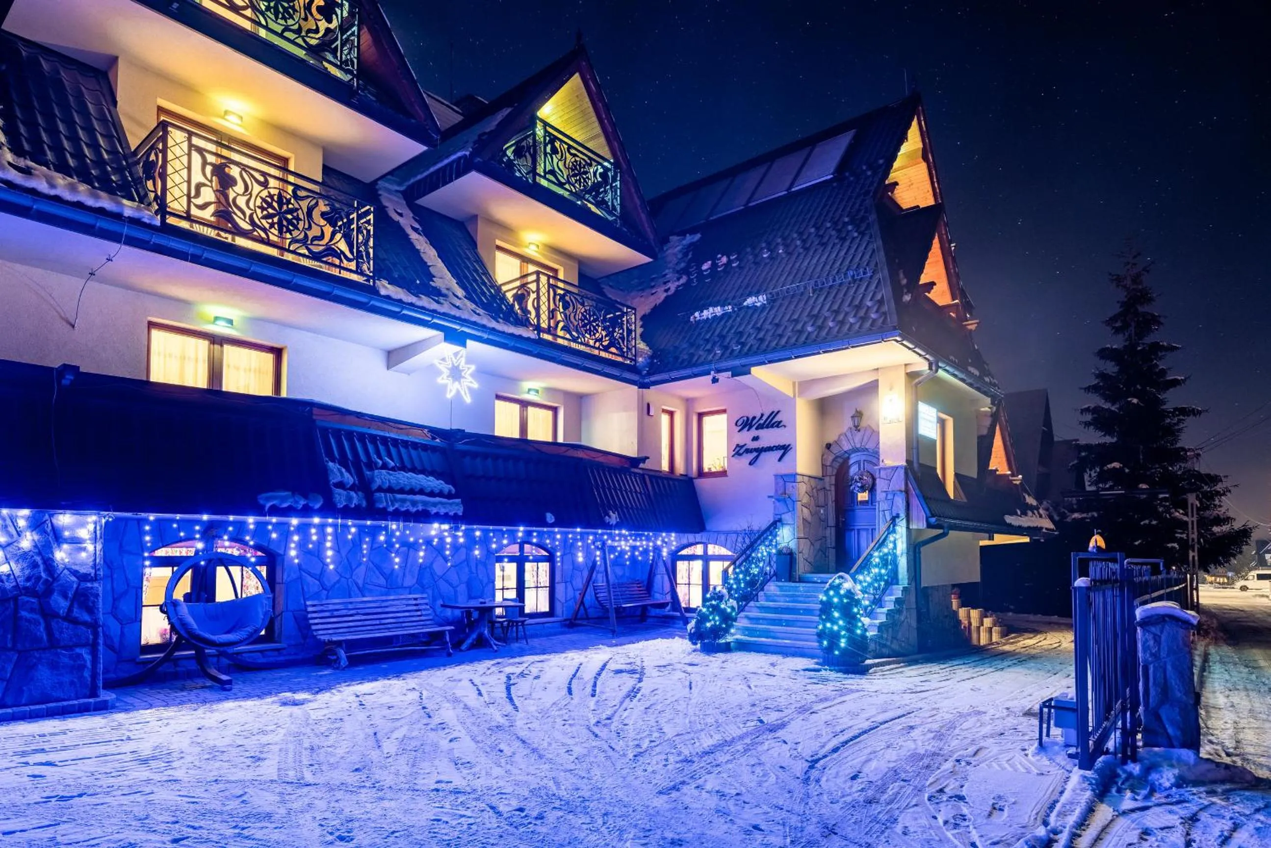 Property building in Willa u Zwijaczy