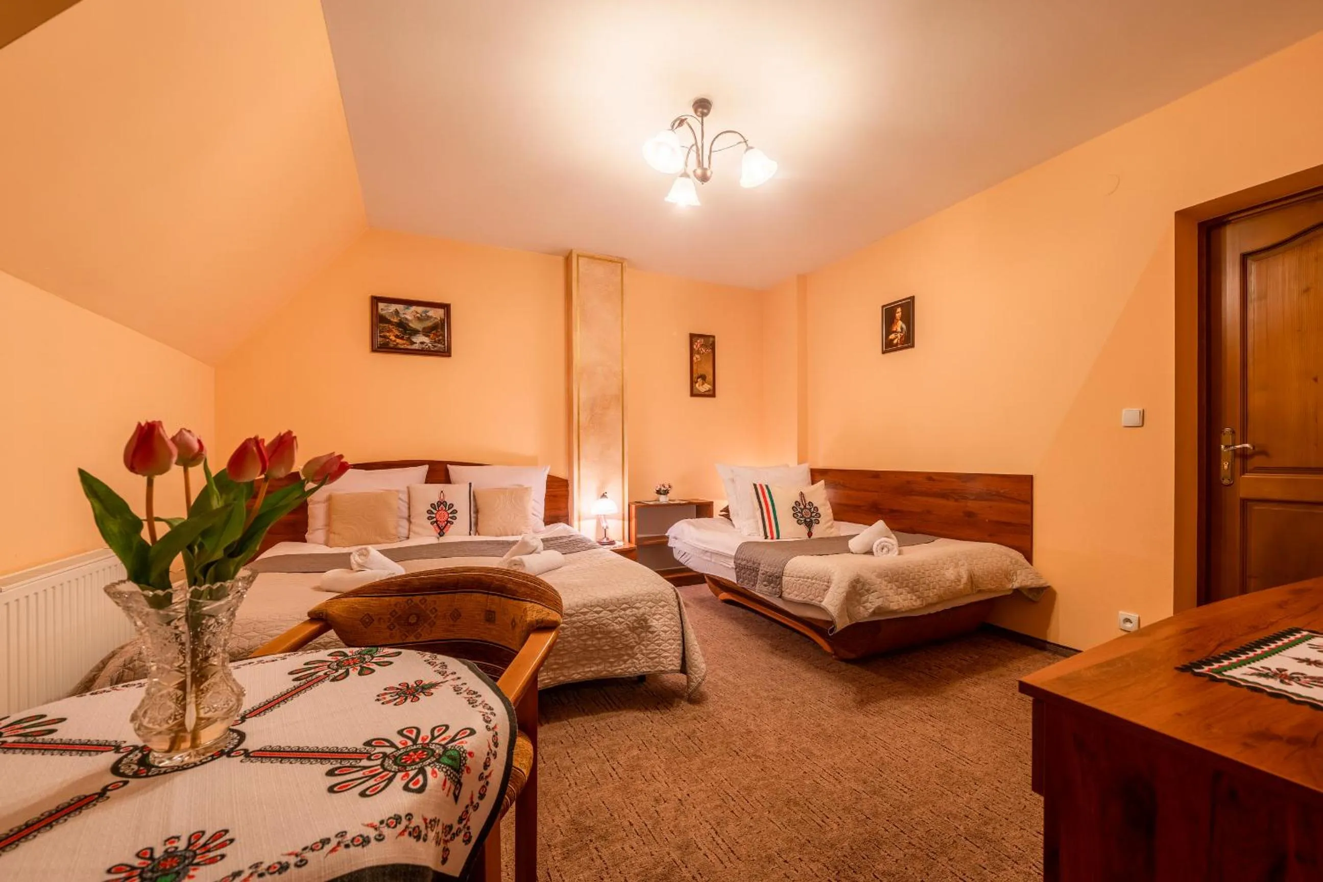 Bed in Willa u Zwijaczy