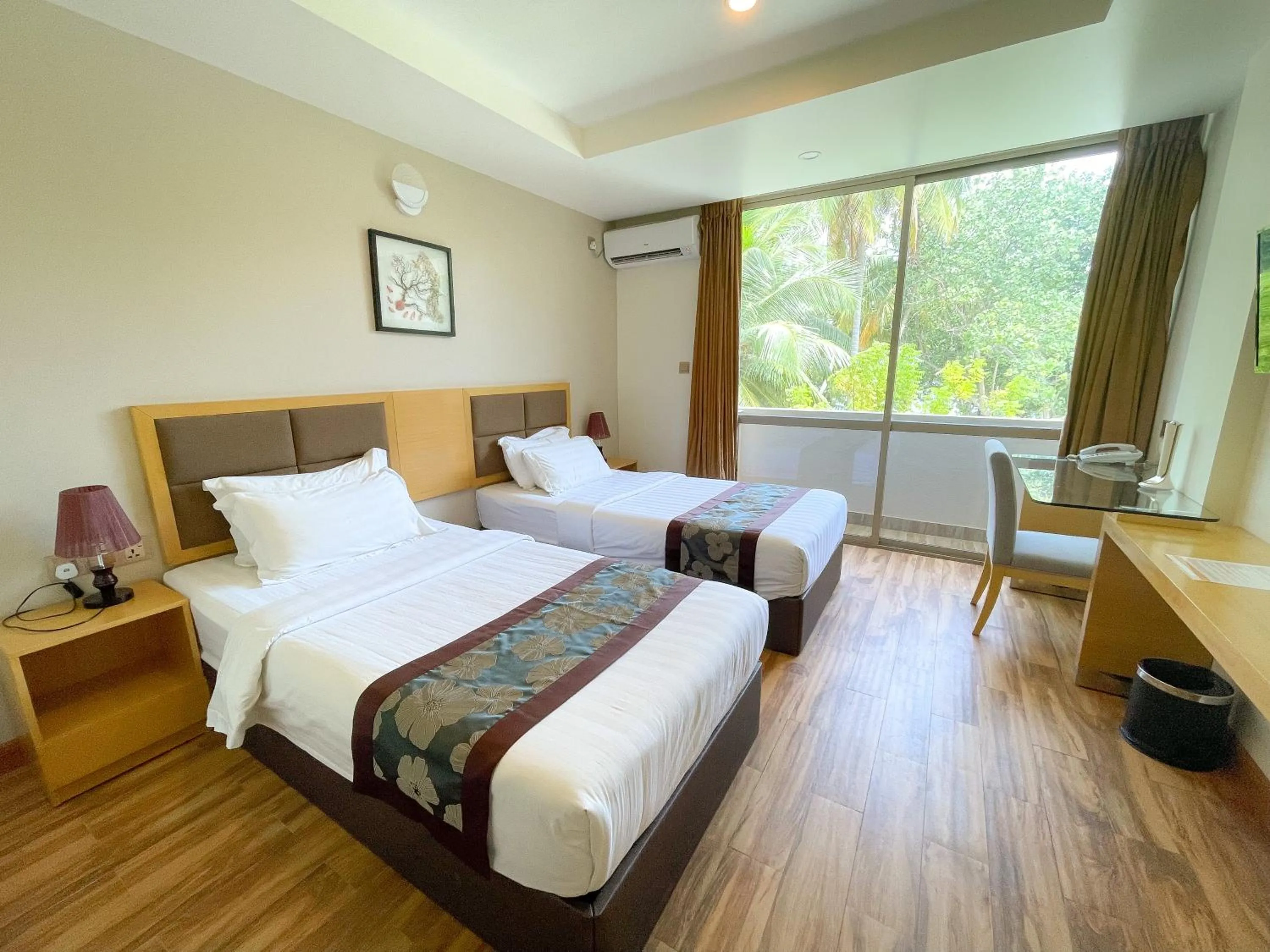 Bedroom, Bed in Season Paradise