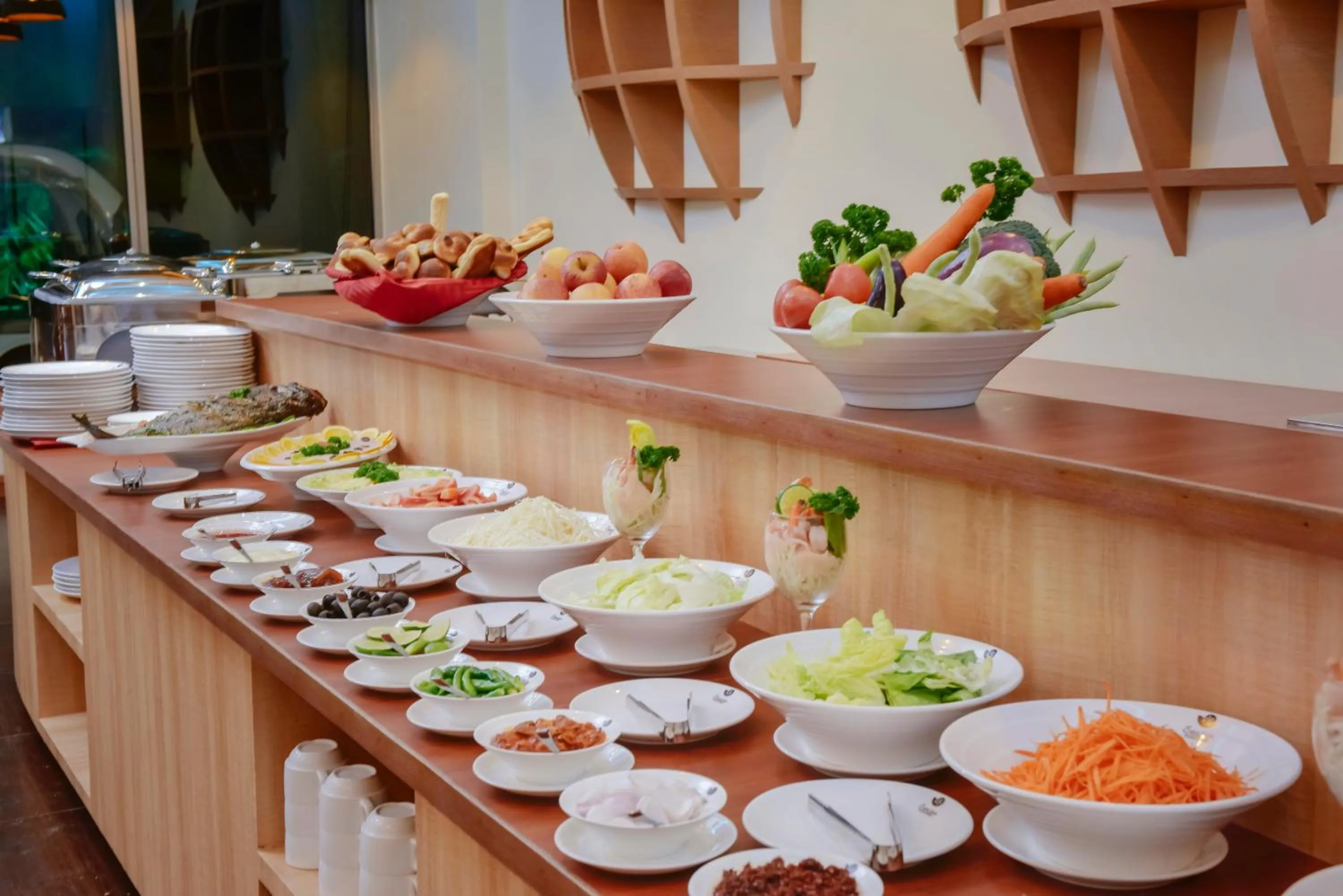 Restaurant/places to eat in Season Paradise