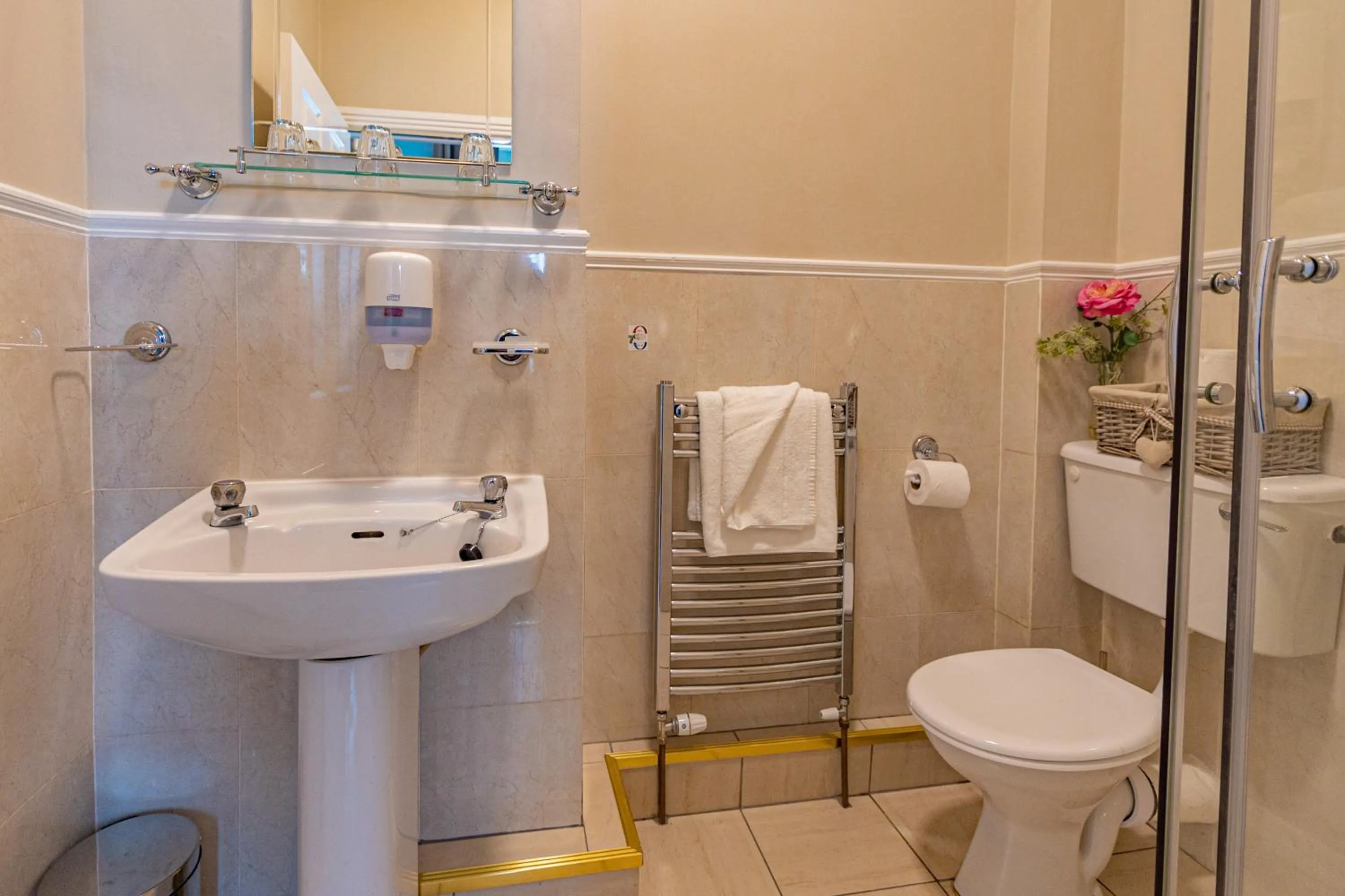 Bathroom in Egans House