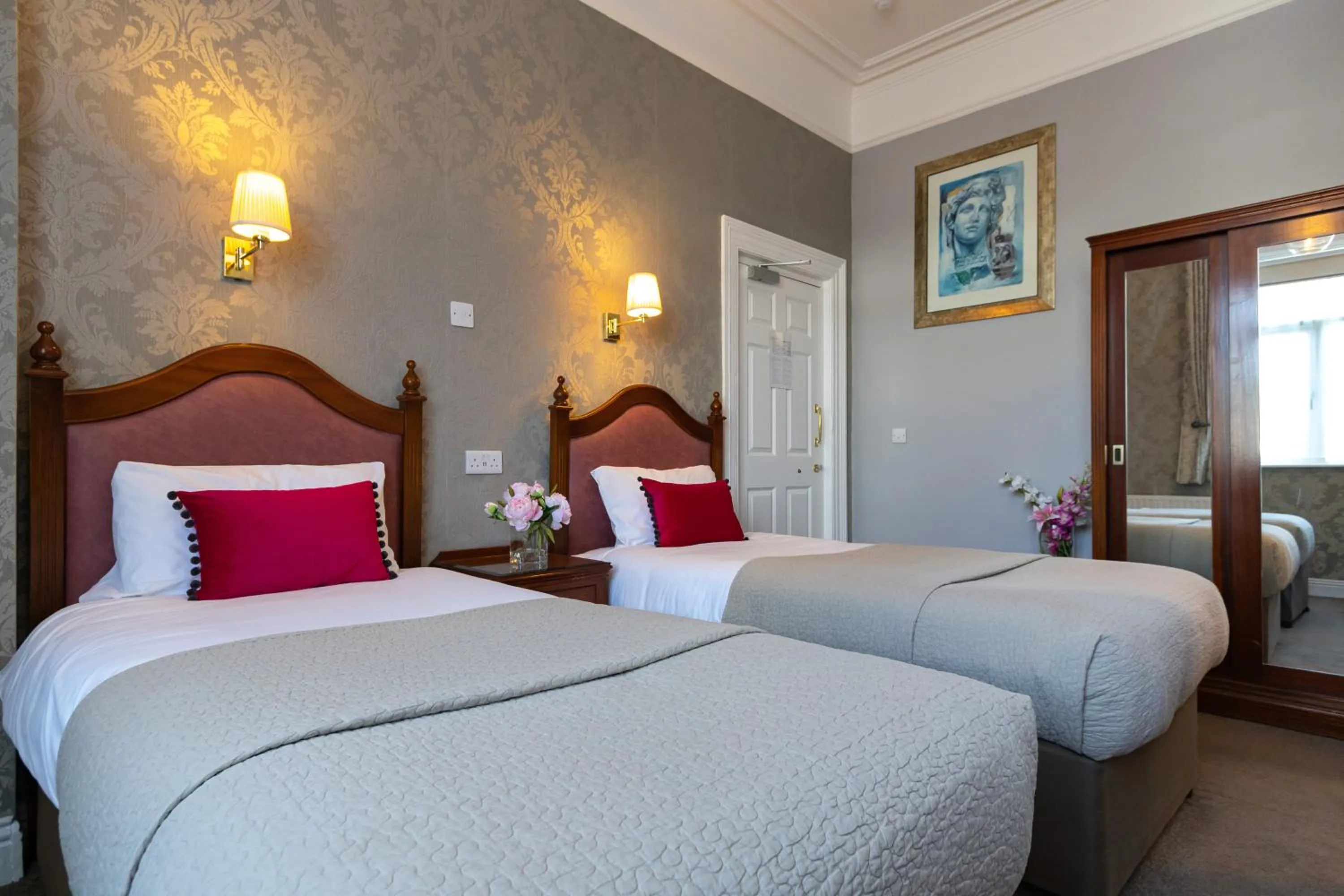 Bedroom, Bed in Egans House