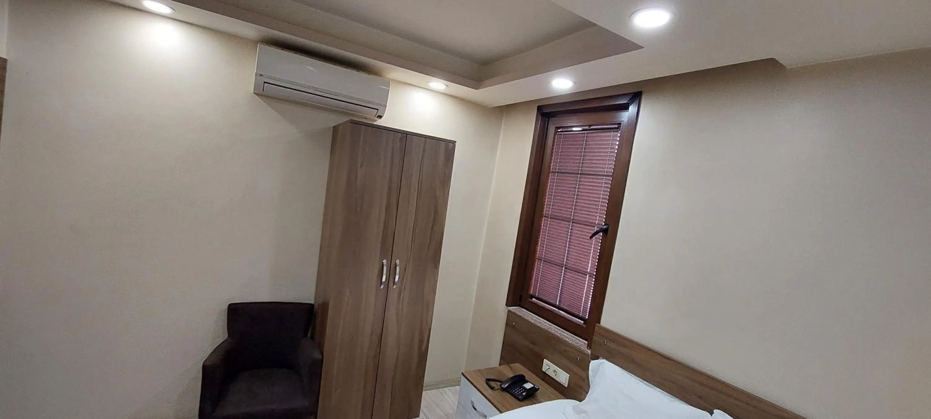 Photo of the whole room in Divrigi Kosk Hotel