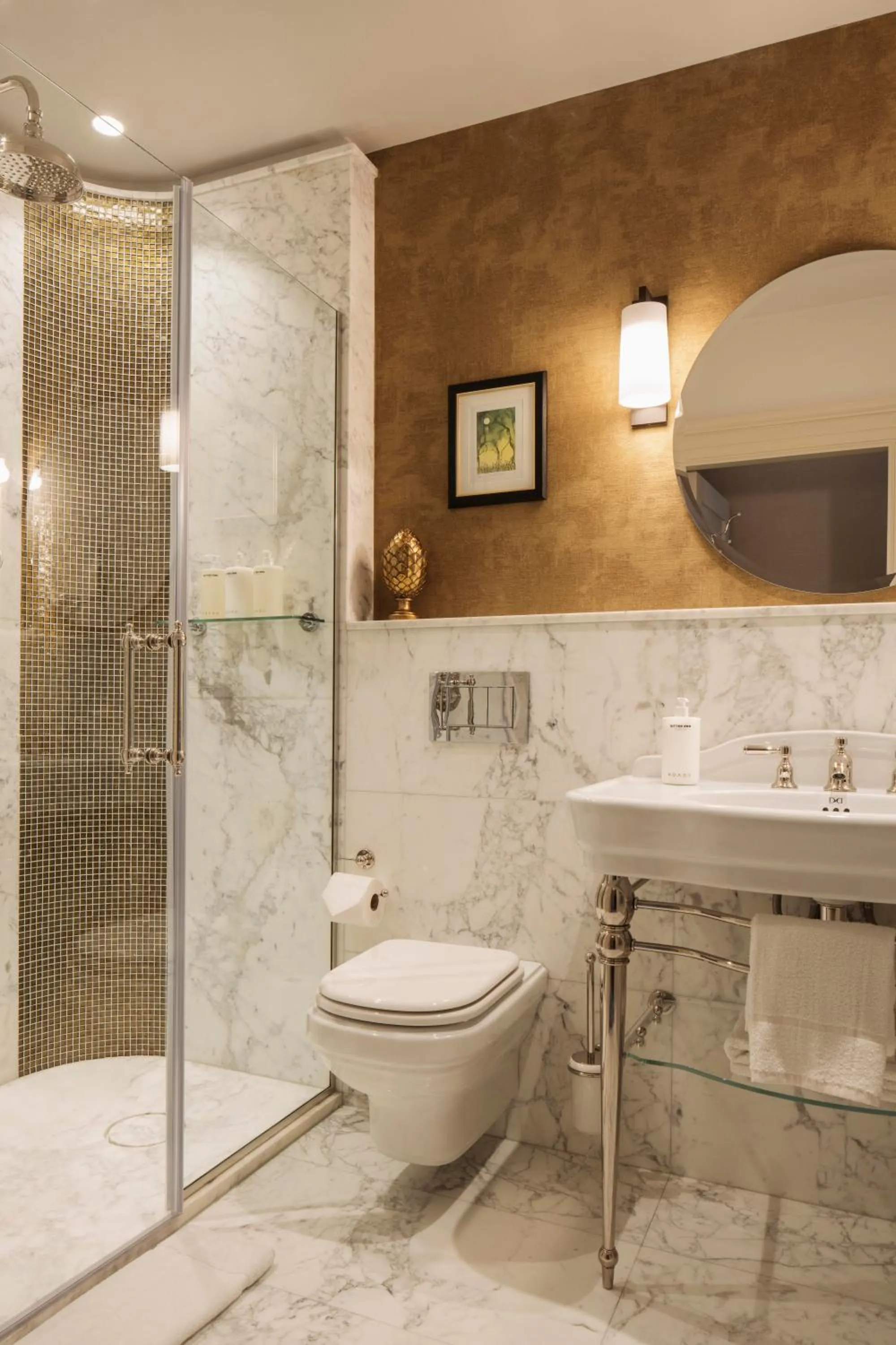 Bathroom in Townhouse on the Green
