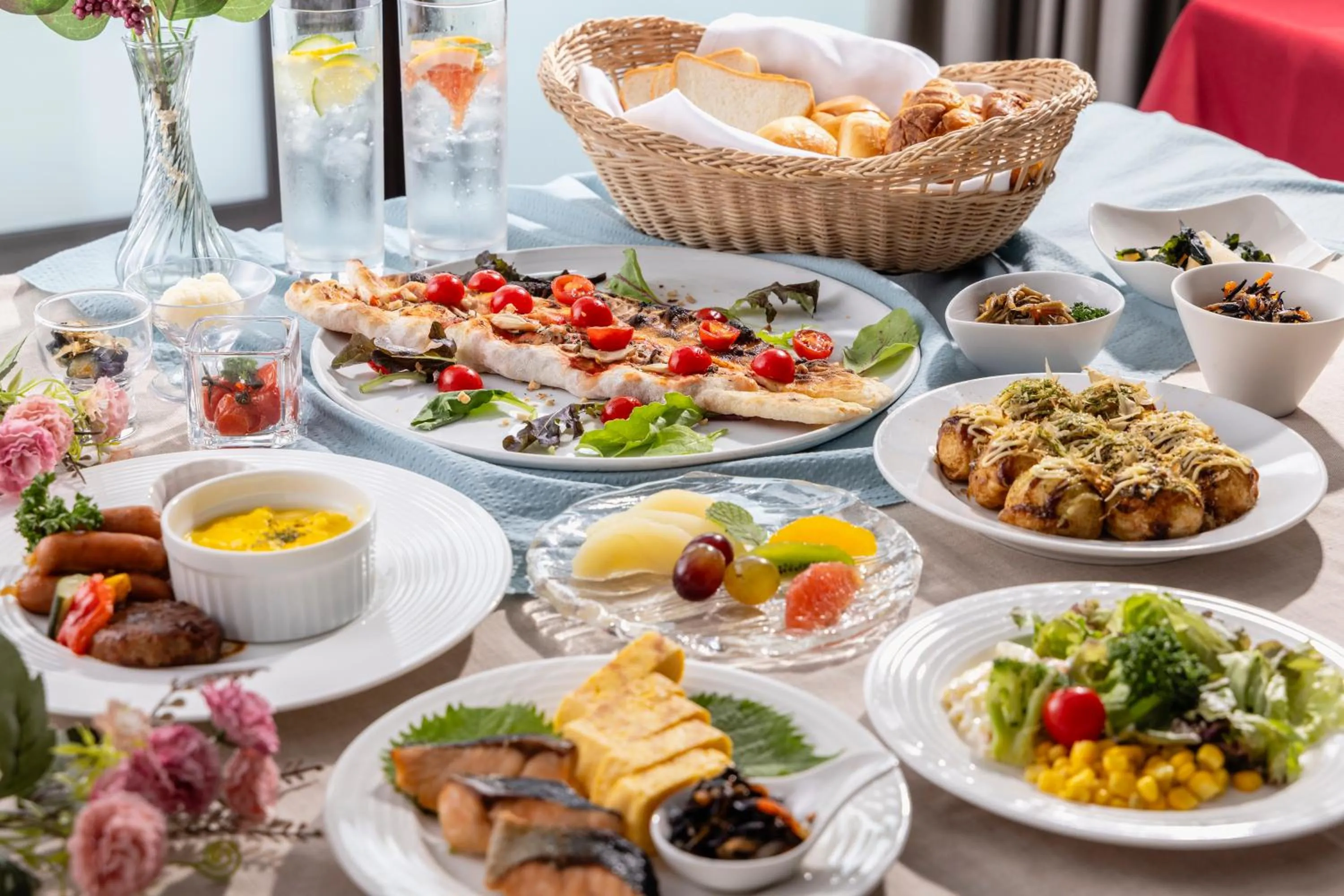 Breakfast in Kanku Izumiotsu Washington Hotel