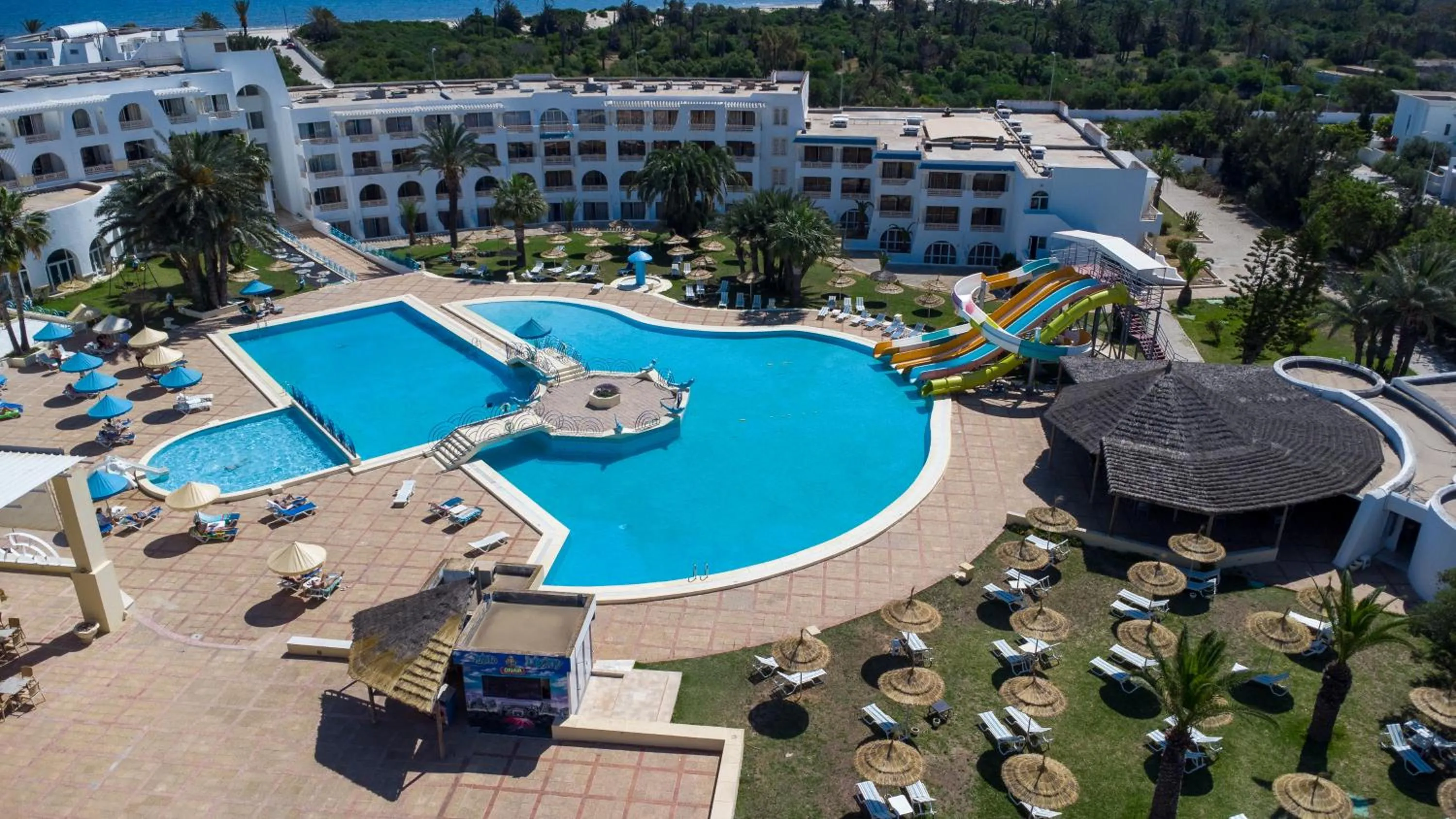Swimming pool in Hotel Liberty Resort