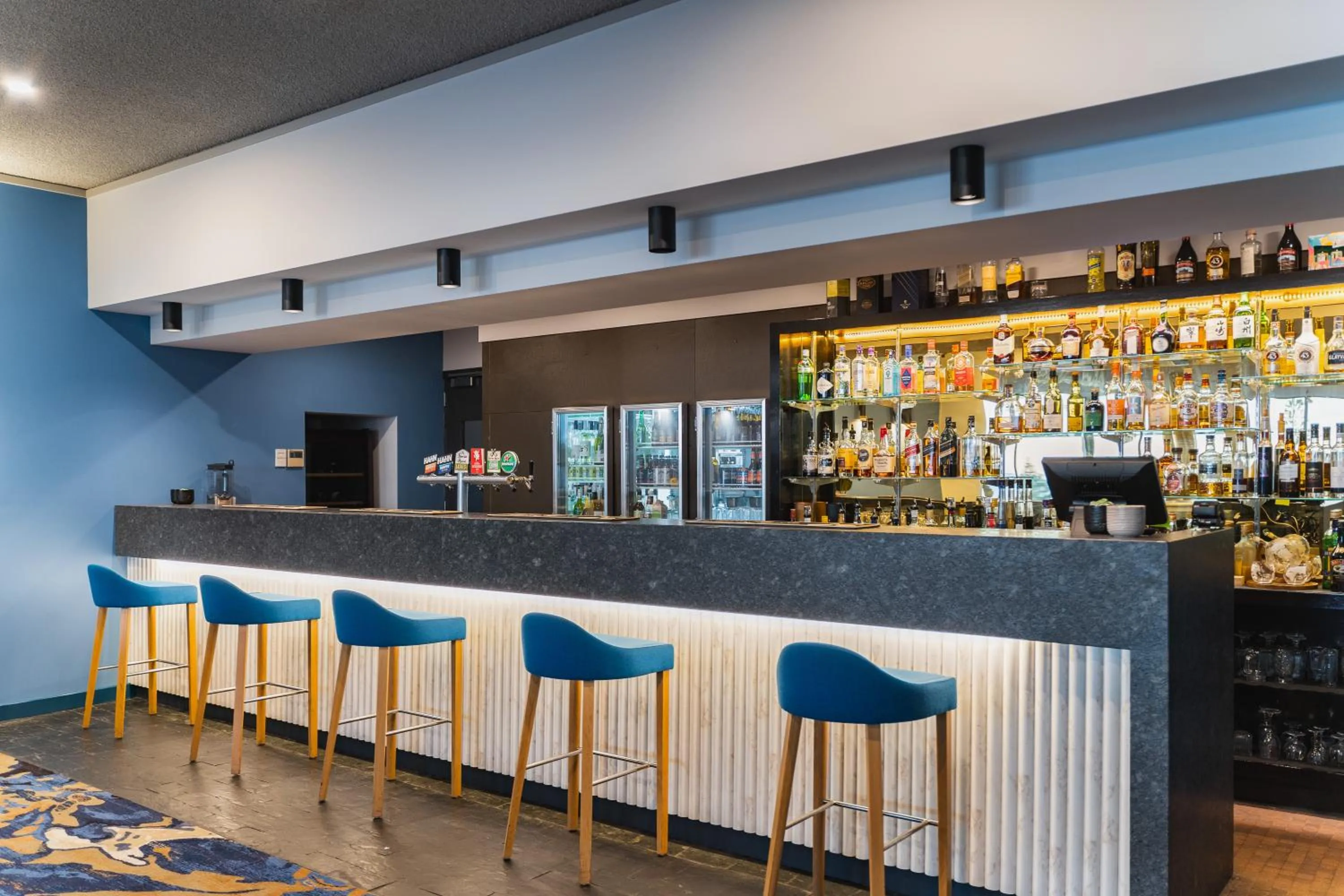 Lounge or bar in Mantra Bunbury