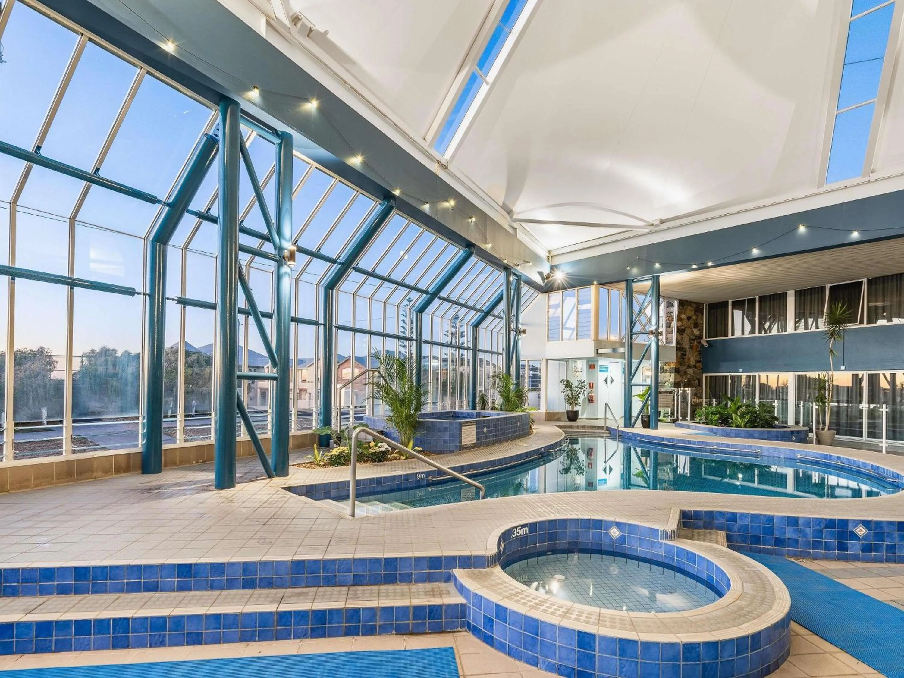 Pool view in Mantra Bunbury