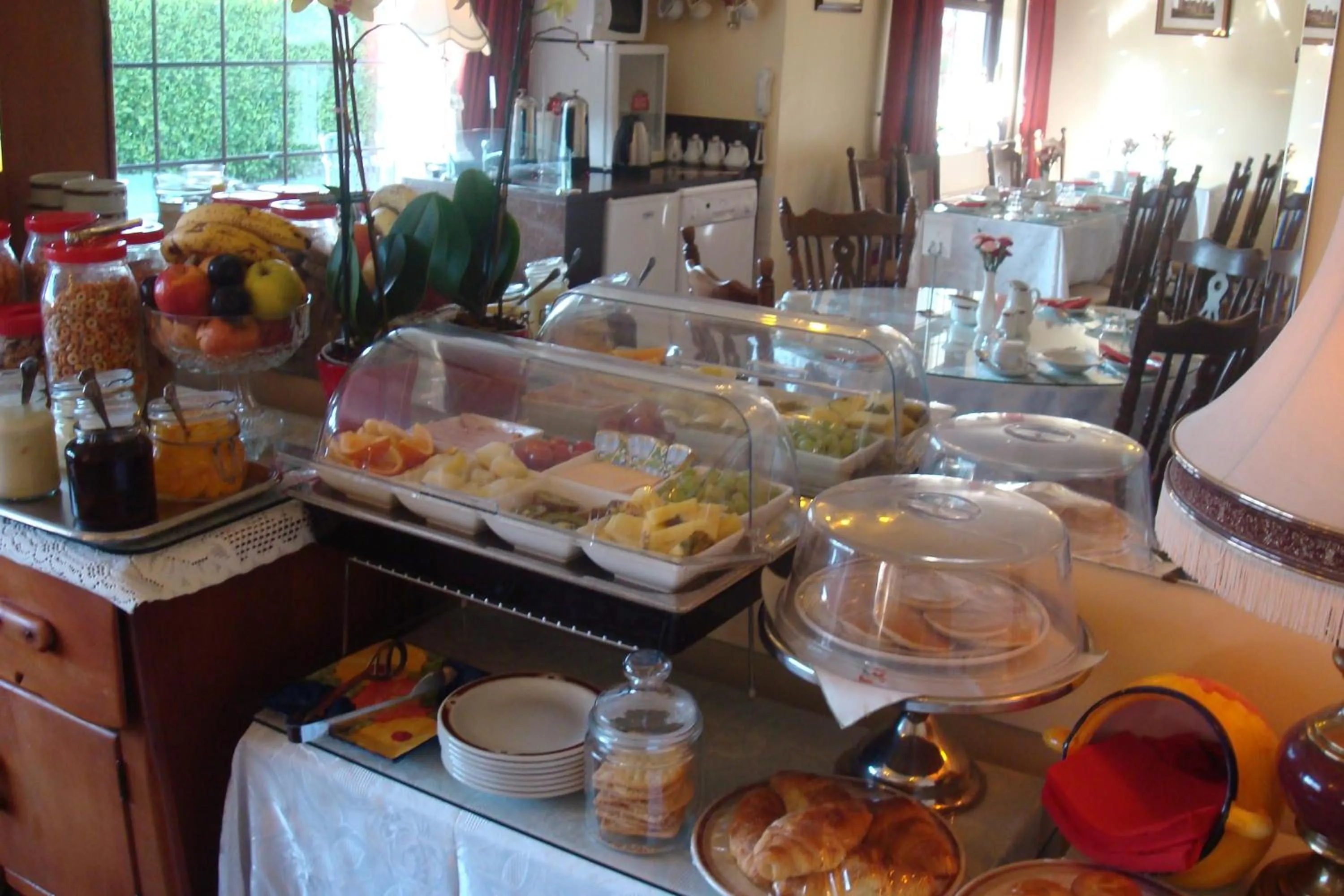 Food in Athlumney Manor Guest Accommodation