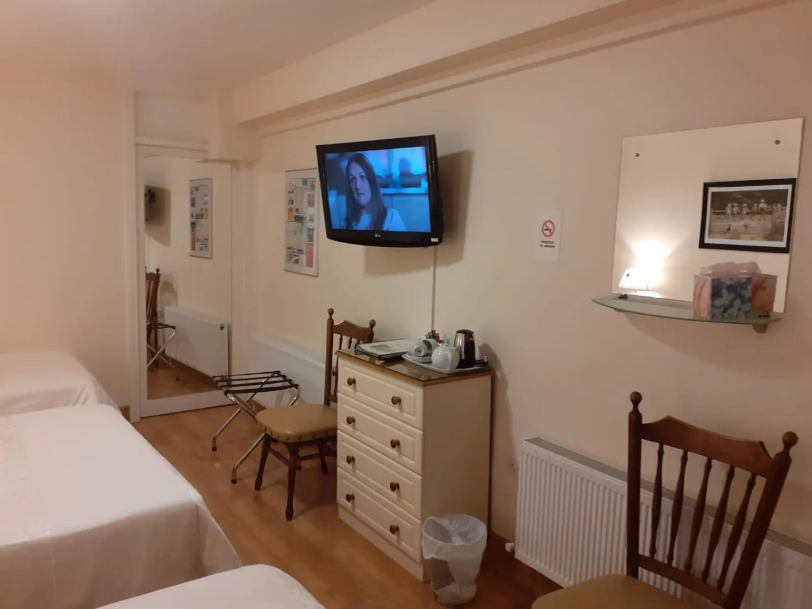 Bedroom in Athlumney Manor Guest Accommodation