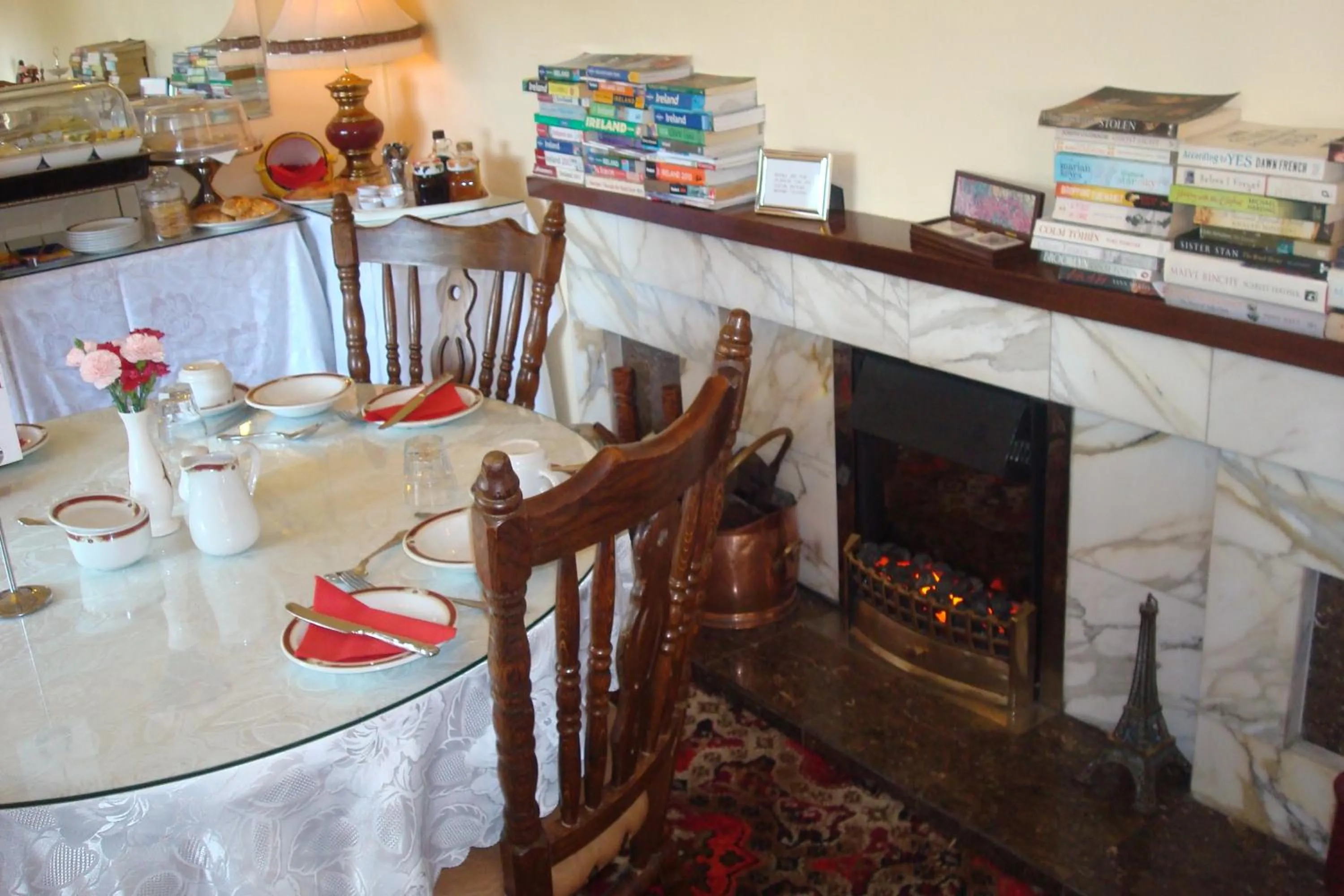 Restaurant/places to eat in Athlumney Manor Guest Accommodation