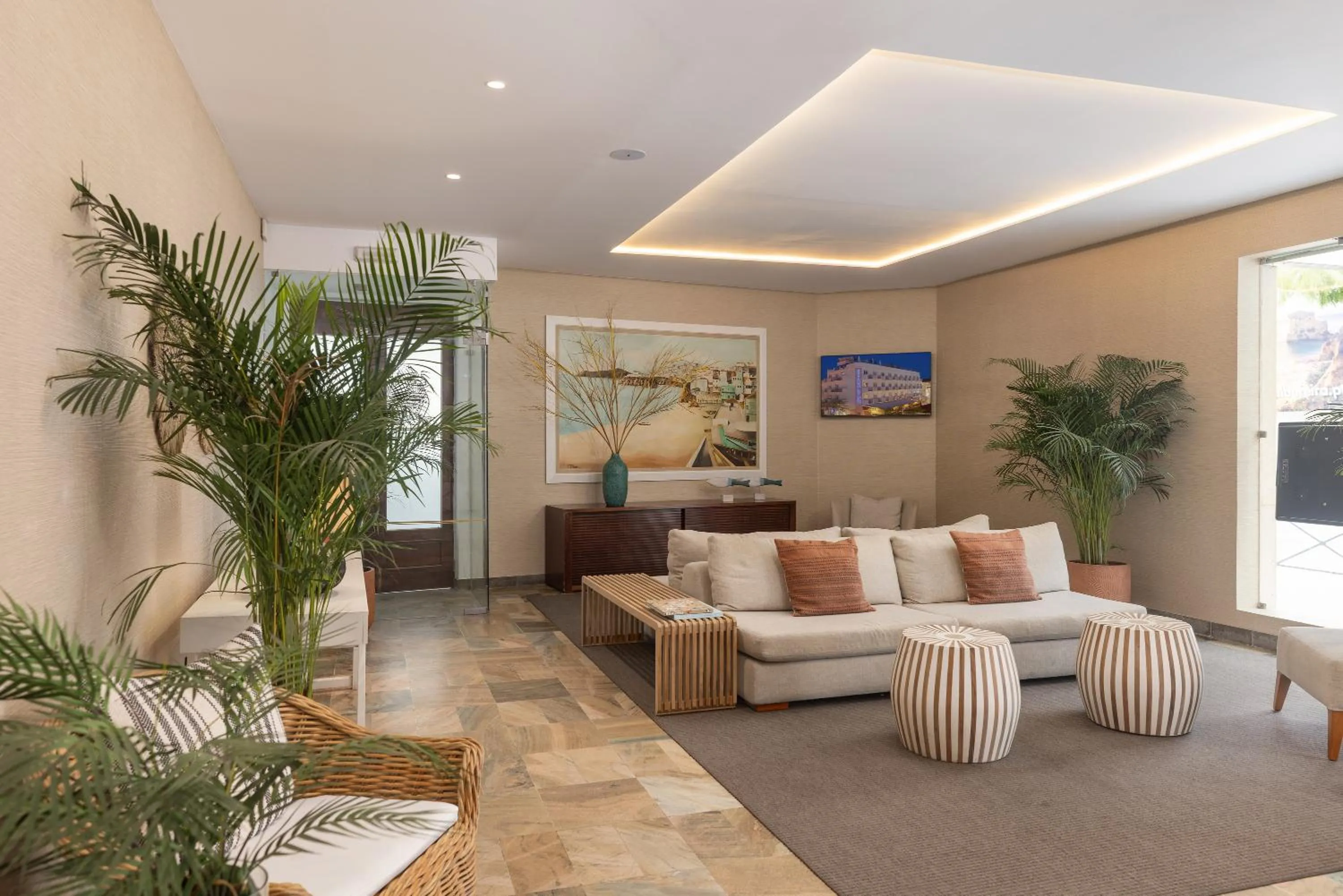 Seating area in Hotel Baltum