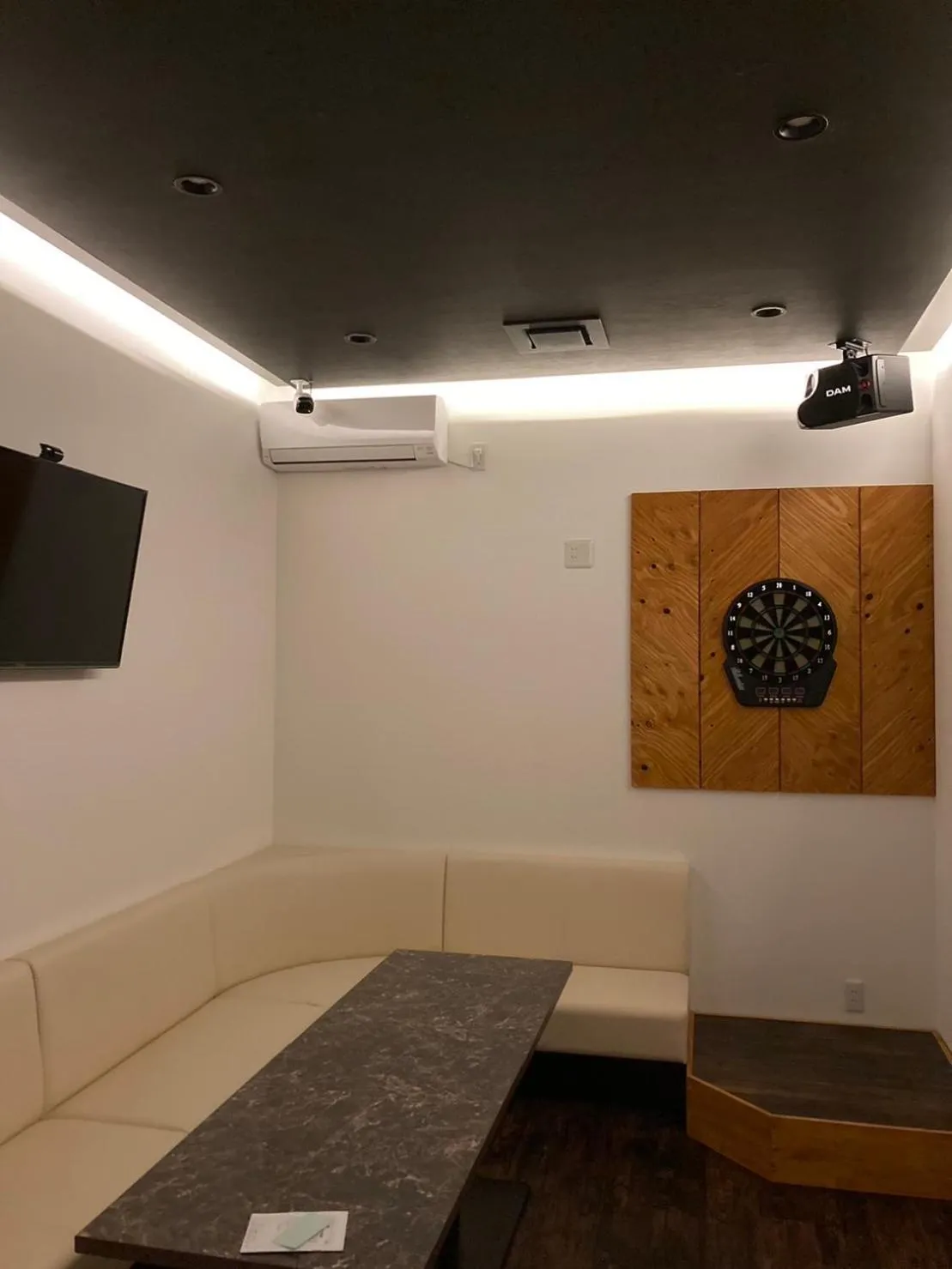 Karaoke in Alaise De Bale Shirahama