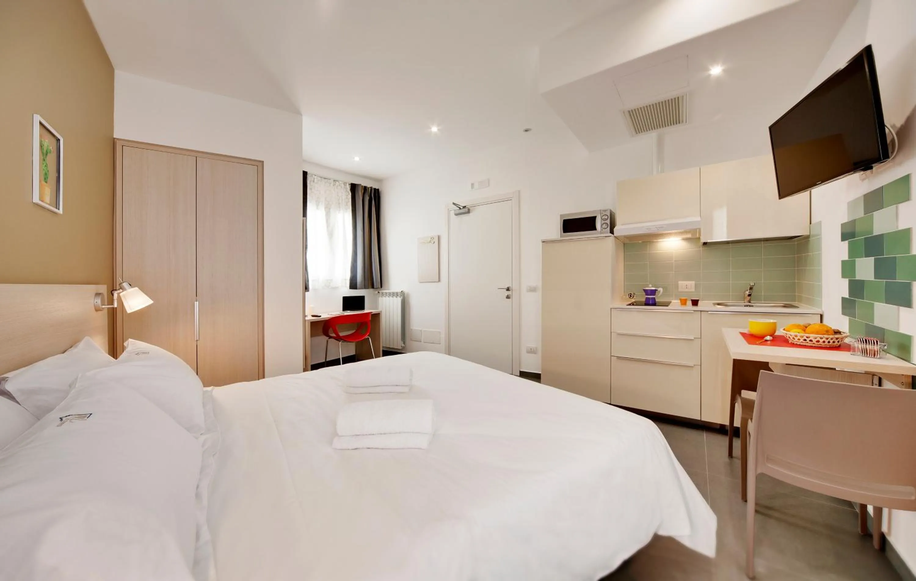 Photo of the whole room, Bed in Residence Dei Viali