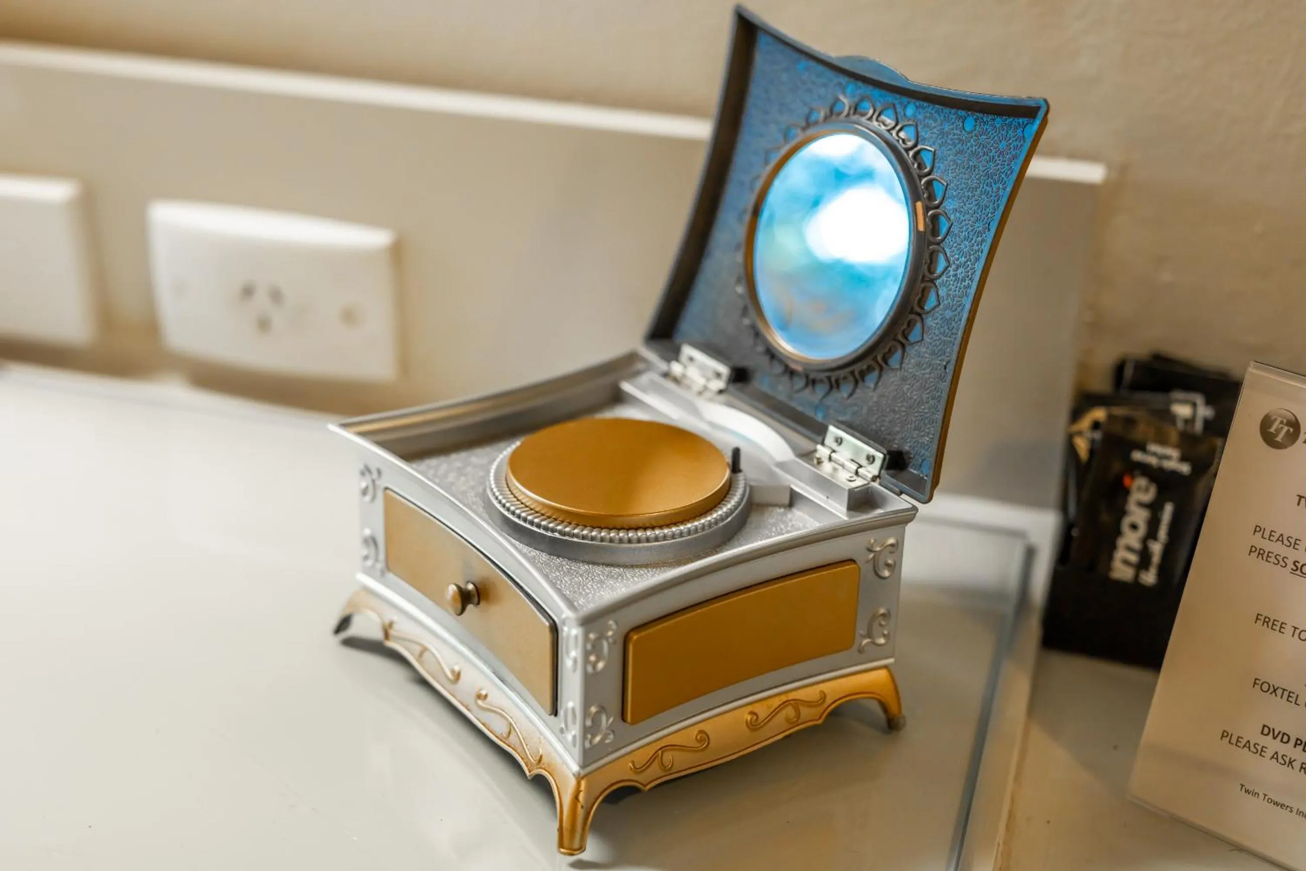 Decorative detail in Twin Towers Inn