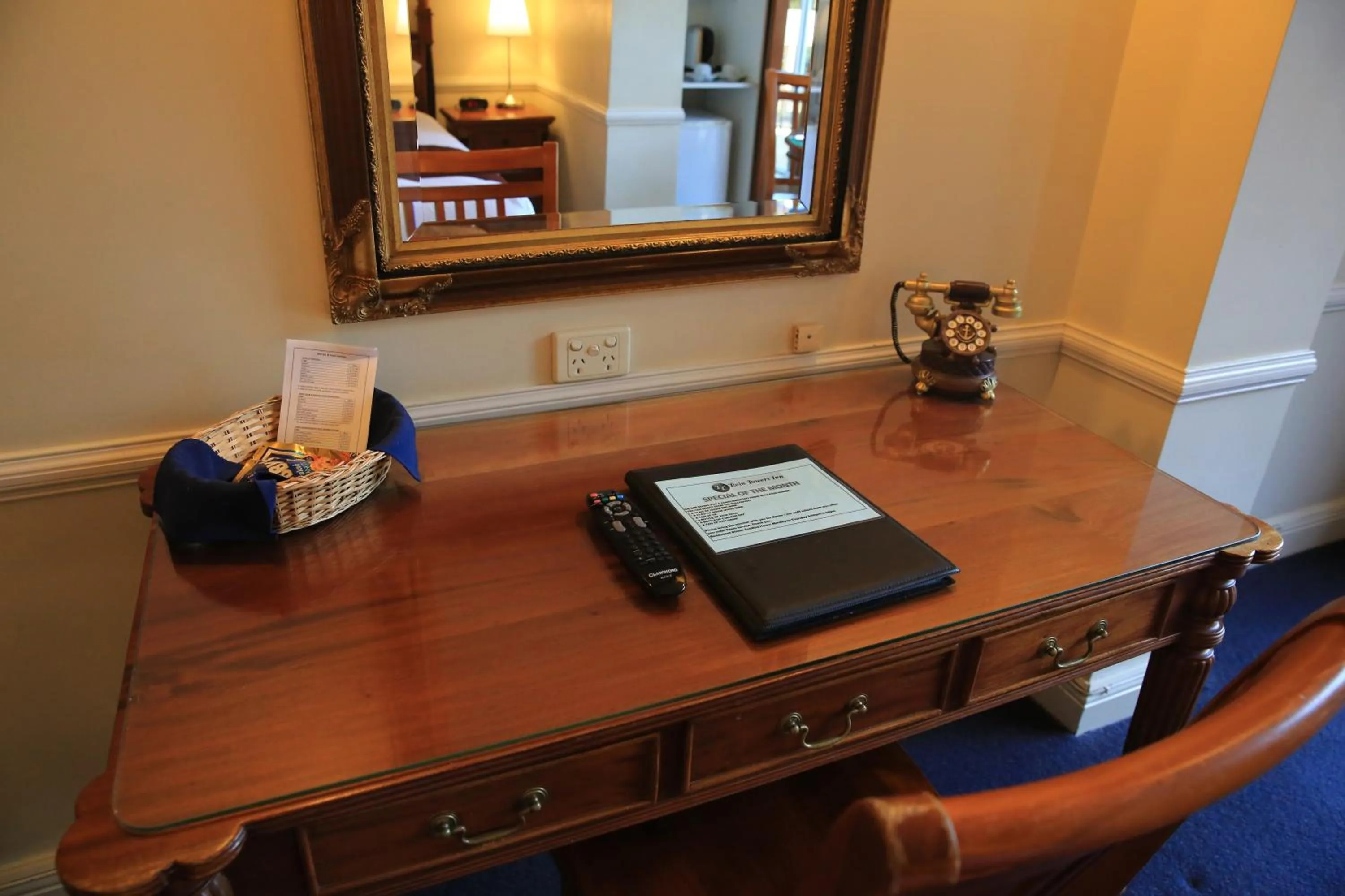 Decorative detail in Twin Towers Inn