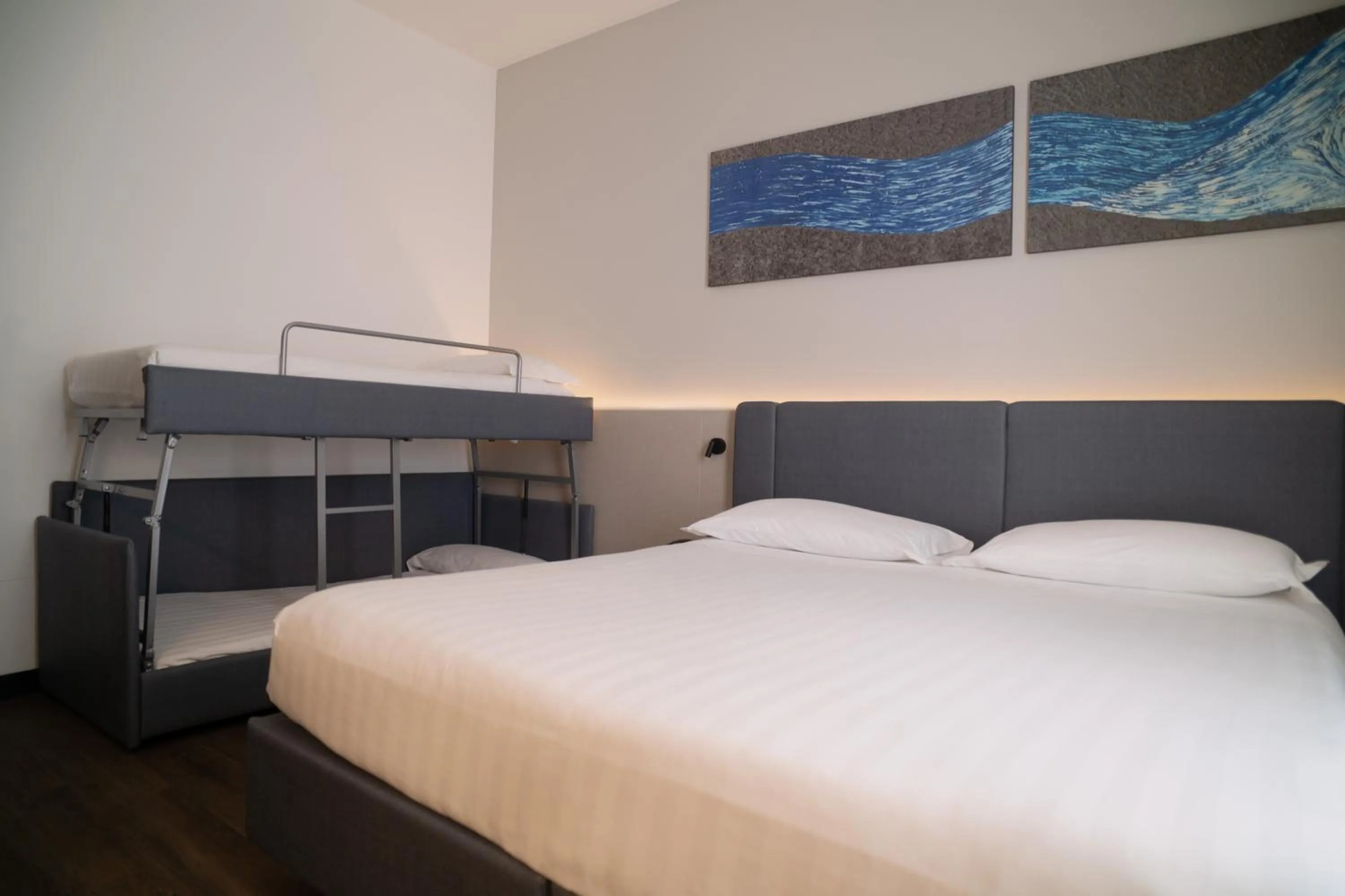 Bed in Sea Lion Hotel