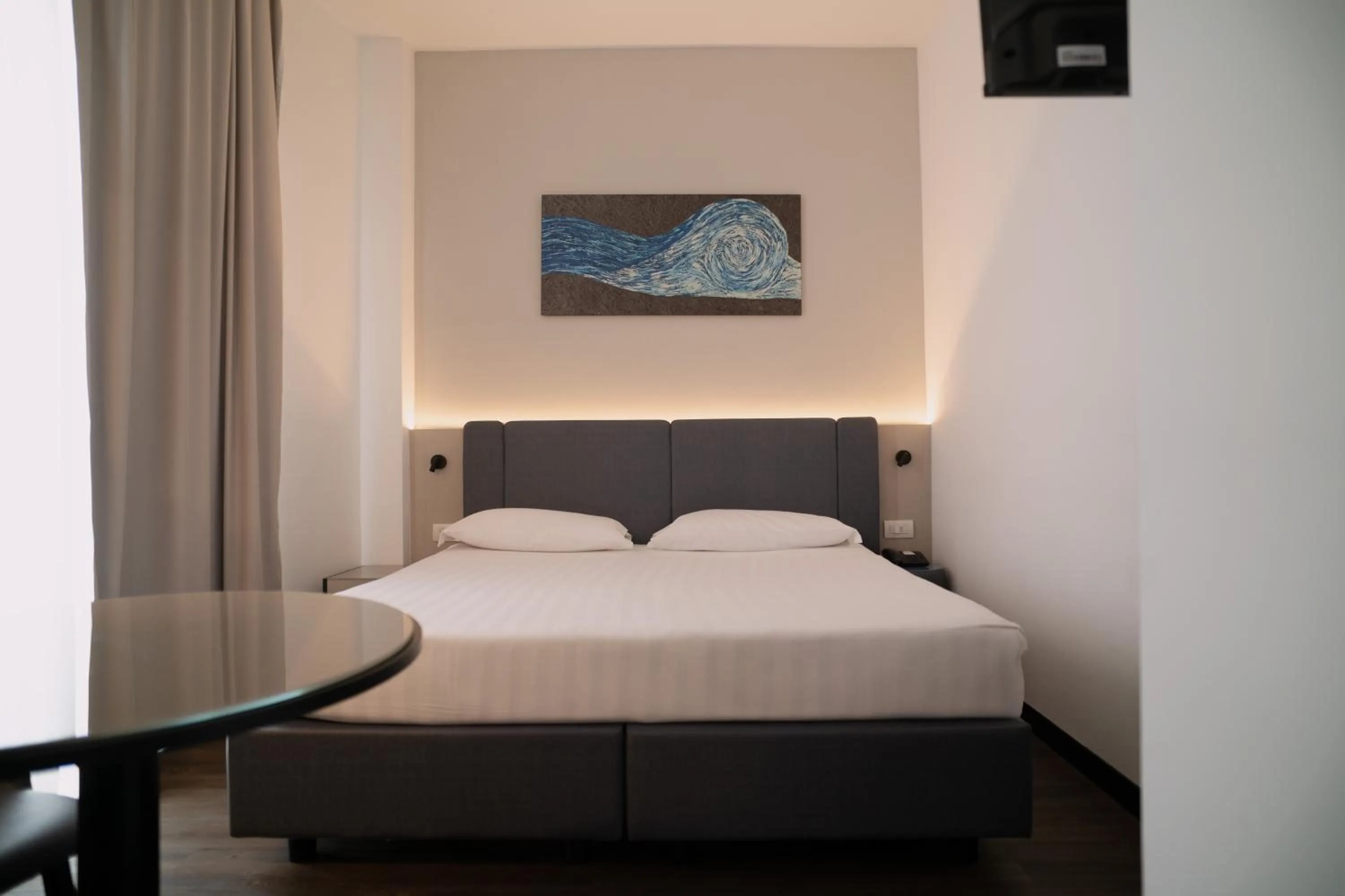 Bed in Sea Lion Hotel