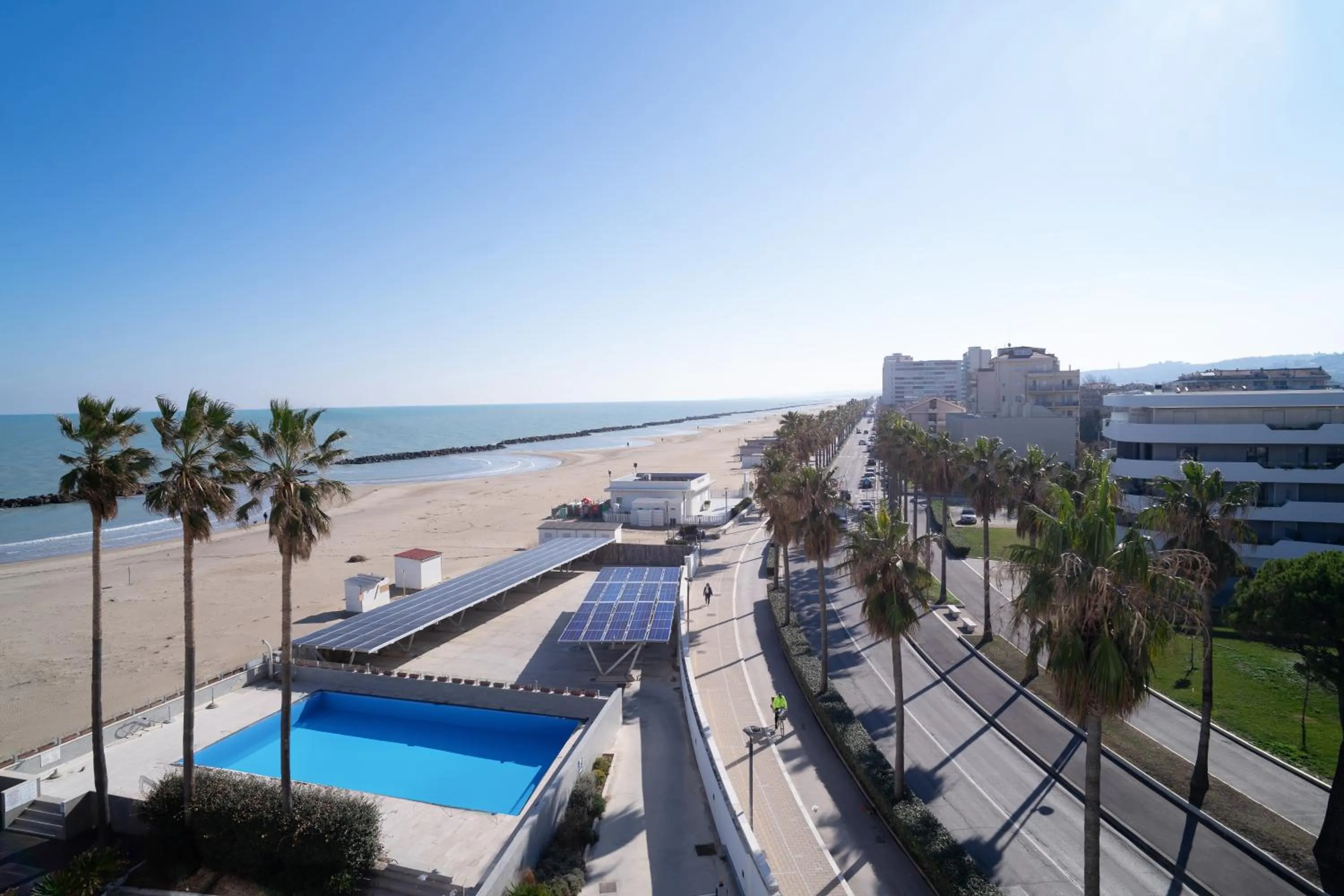 Swimming pool in Sea Lion Hotel