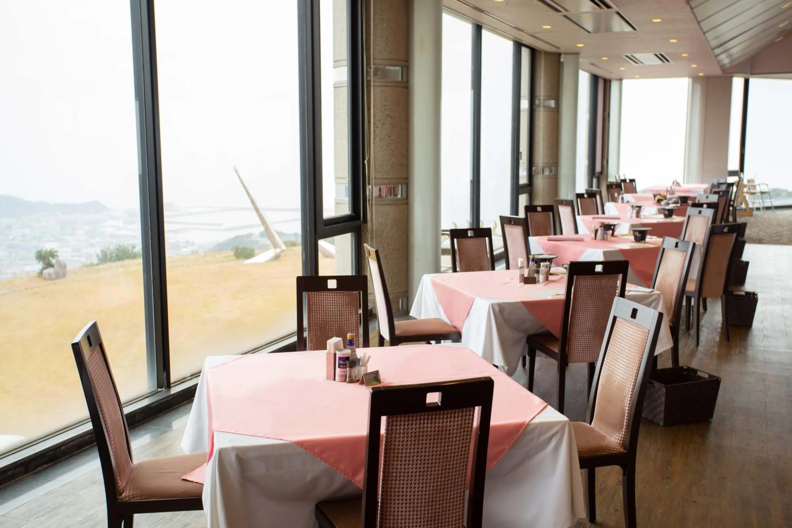 Restaurant/Places to Eat in Spring Golf and Art Resort Awaji