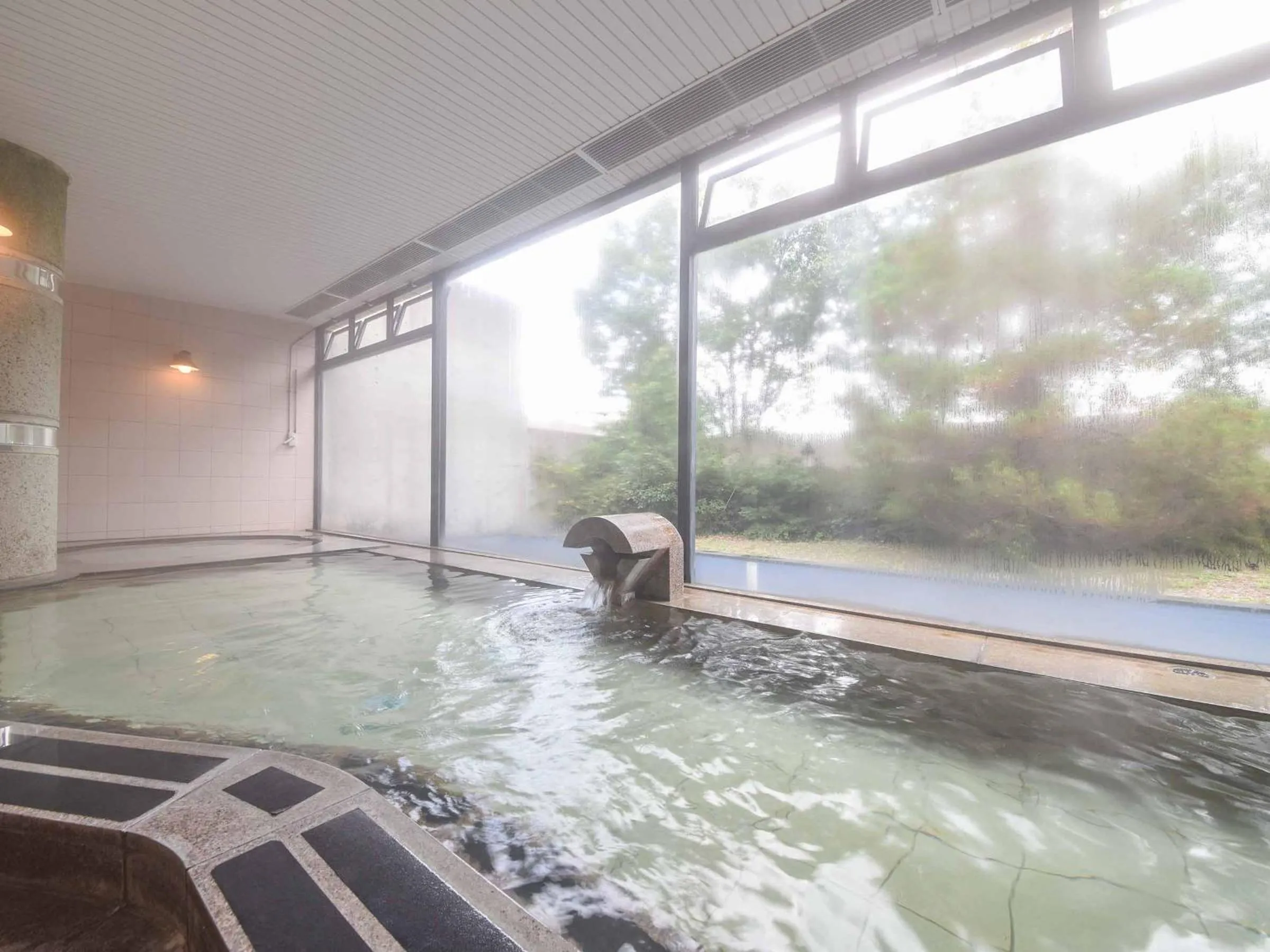 Public Bath, Swimming Pool in Spring Golf and Art Resort Awaji