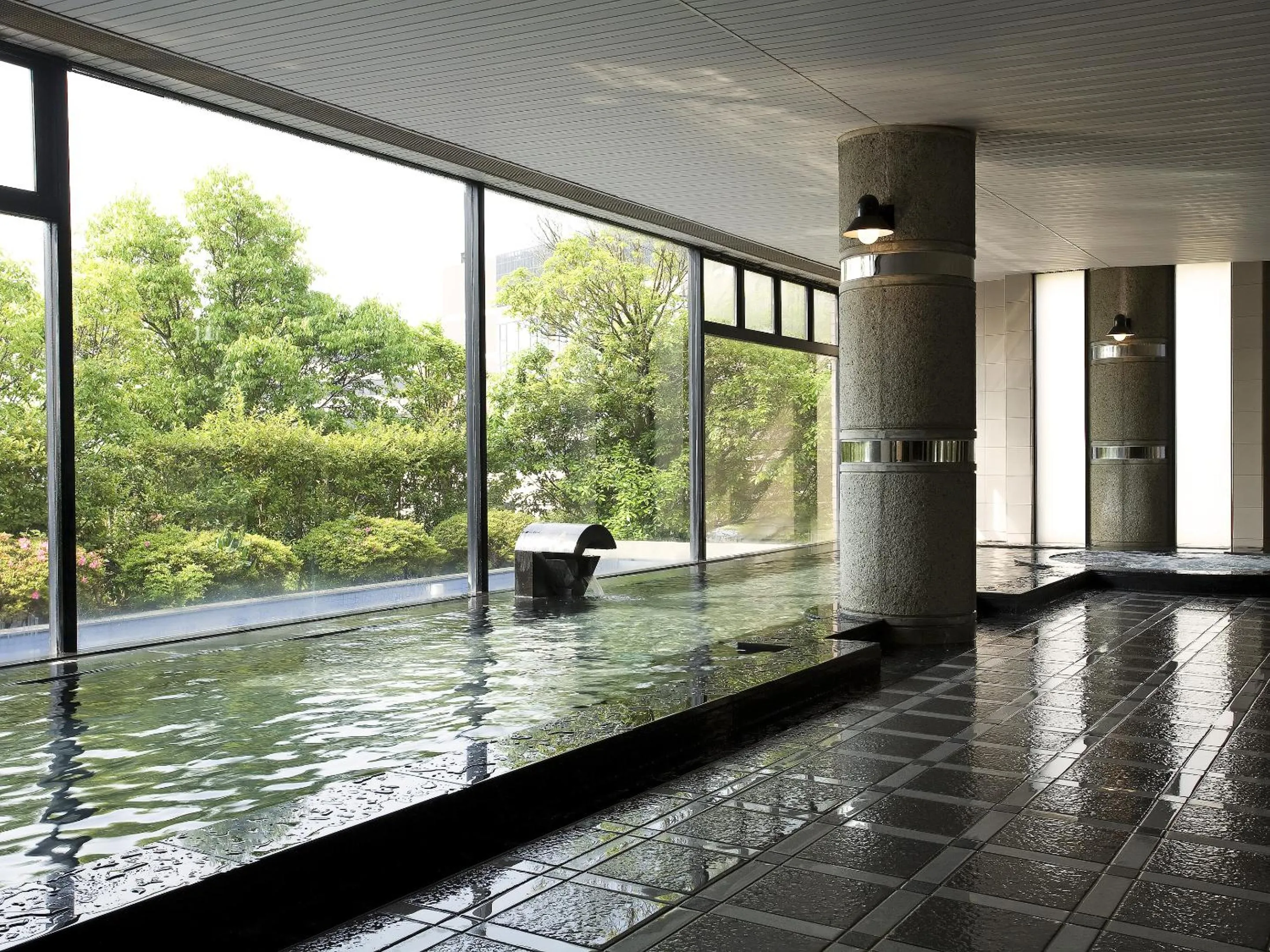 Public Bath in Spring Golf and Art Resort Awaji
