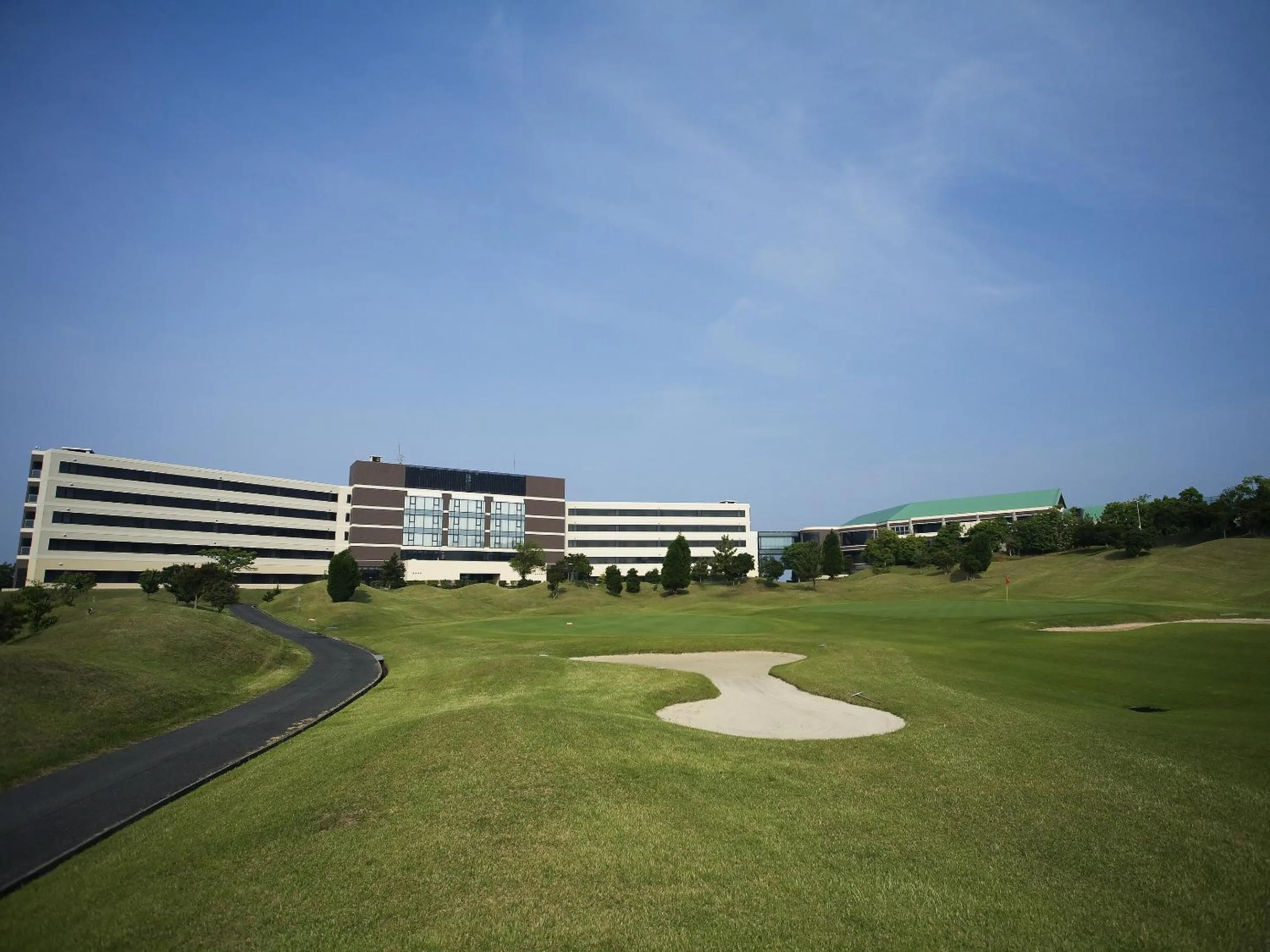 Facade/entrance, Garden in Spring Golf and Art Resort Awaji