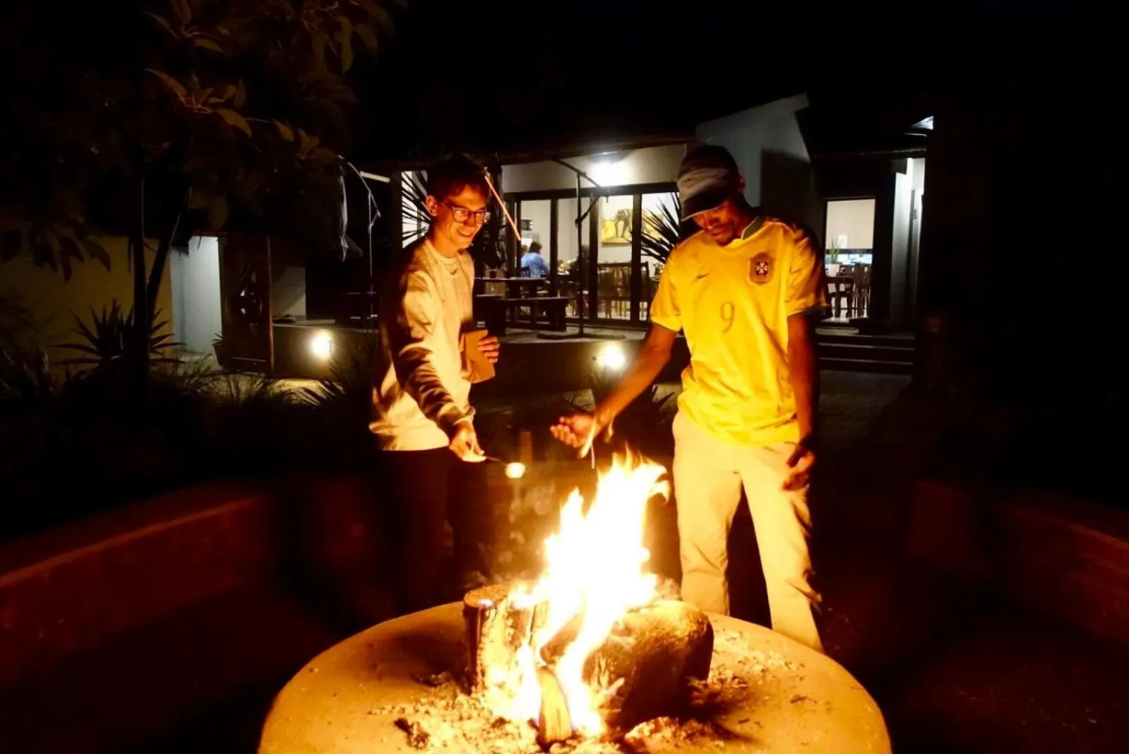 flat iron in Aerotropolis Guest Lodge