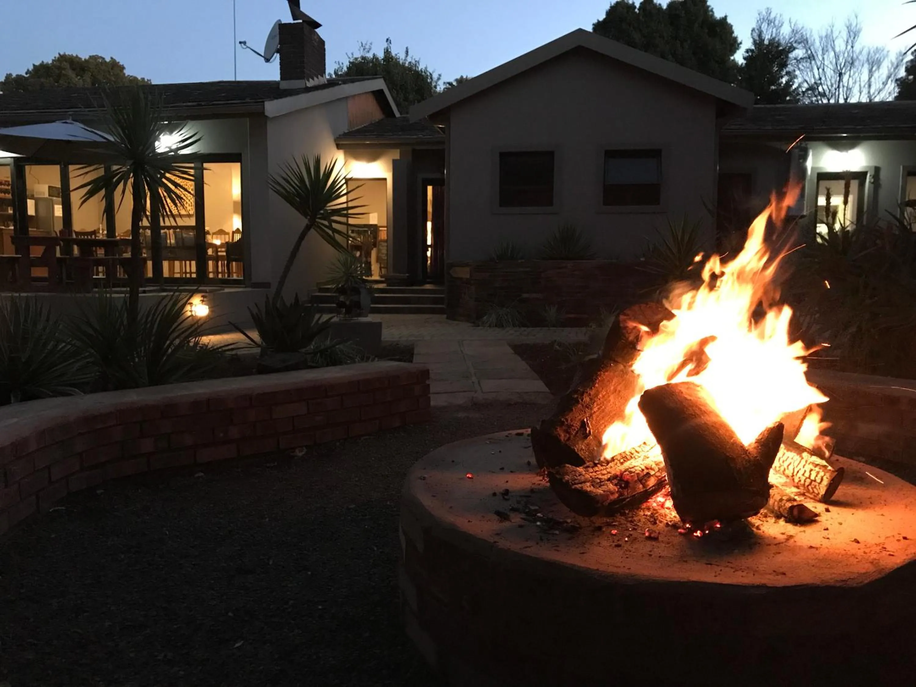 flat iron in Aerotropolis Guest Lodge