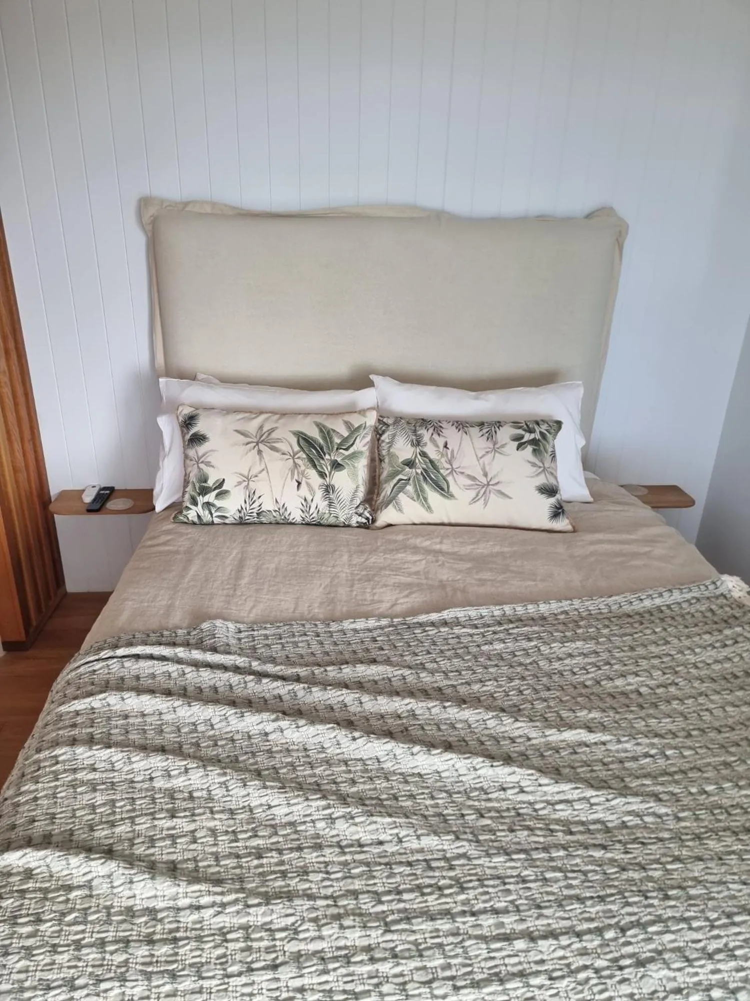Bed in Pandanus Coolum Beach