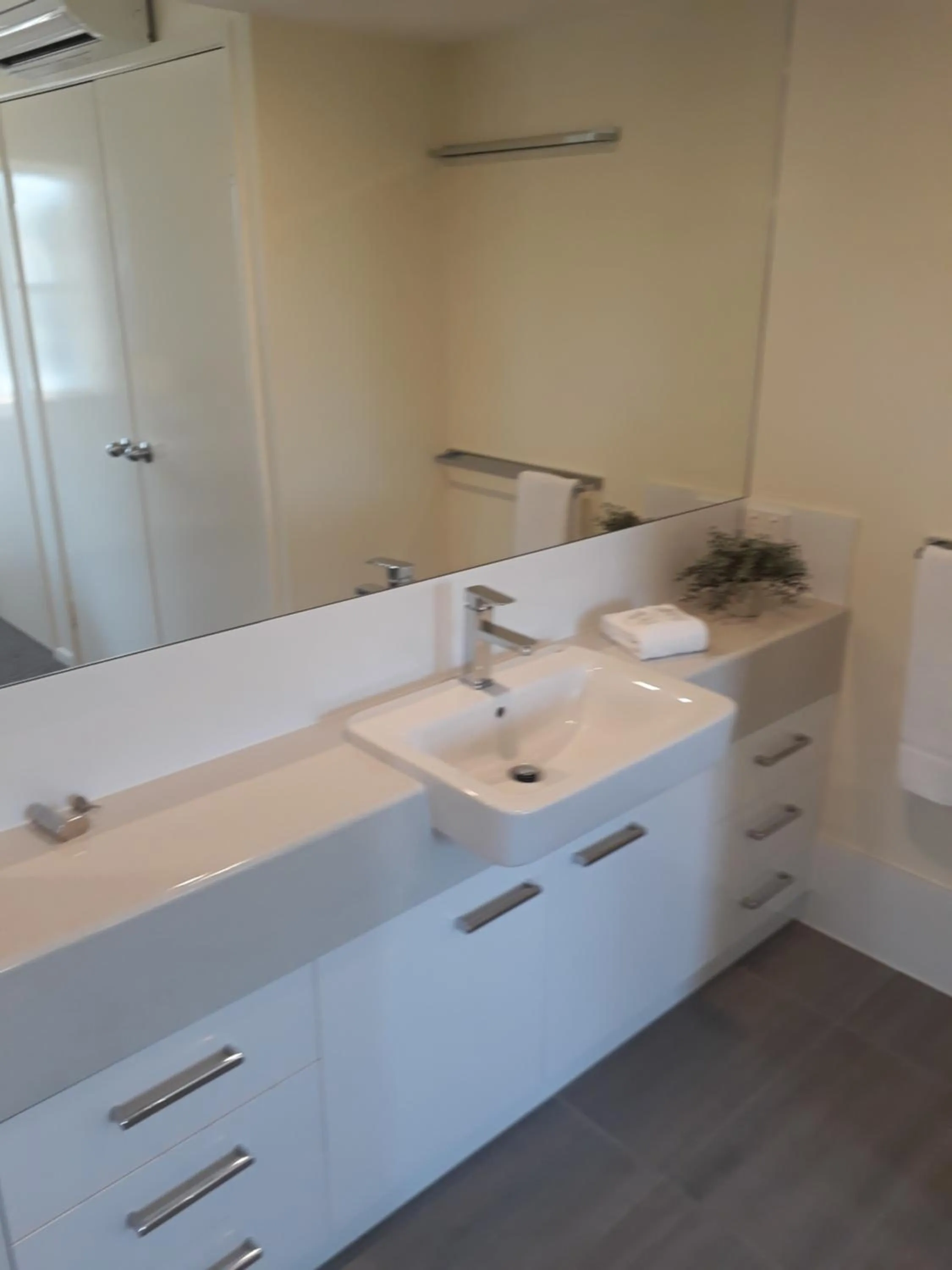 Bathroom in Pandanus Coolum Beach