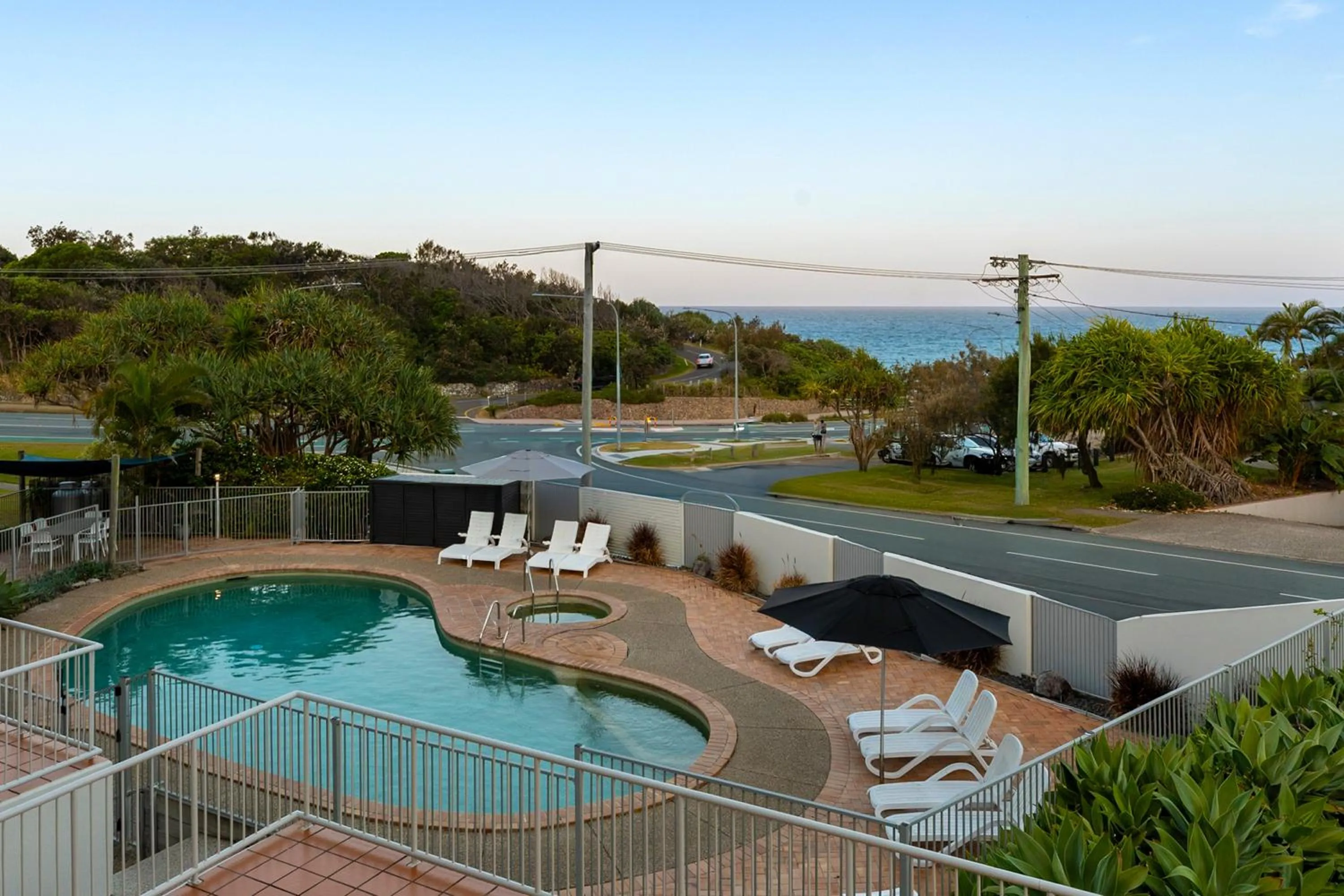 Pool view in Pandanus Coolum Beach