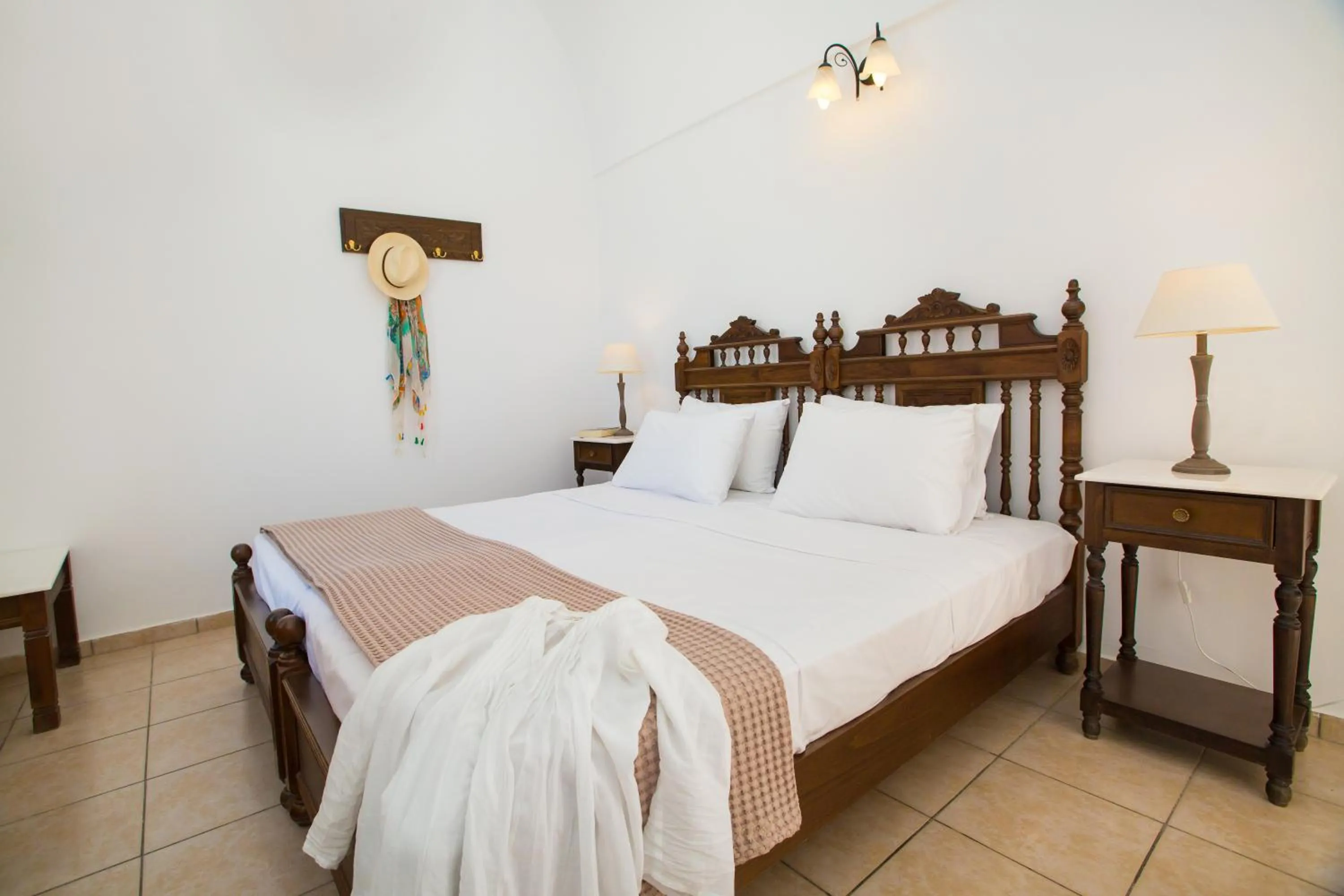 Photo of the whole room in Aldea