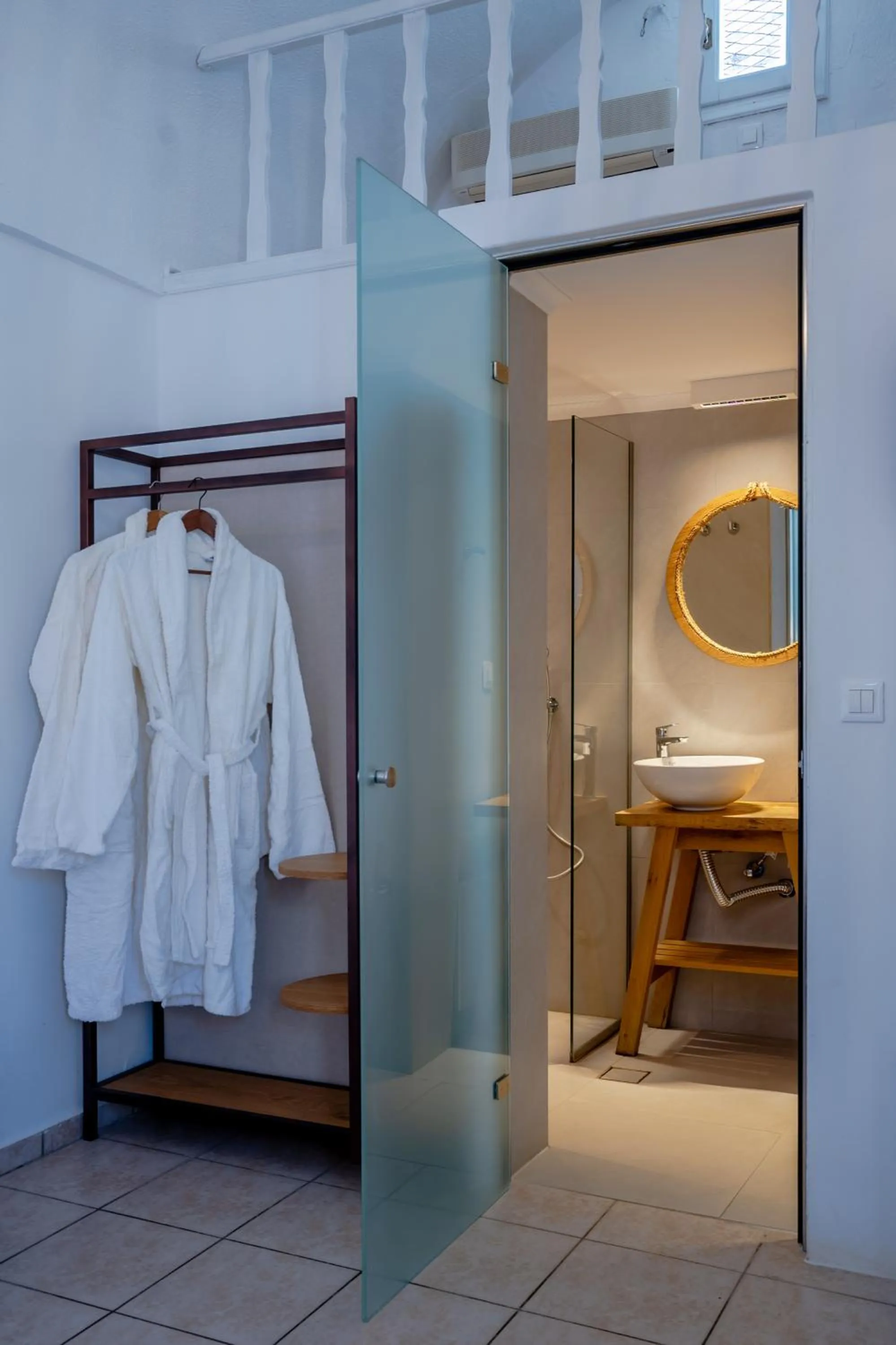 Photo of the whole room in Aldea