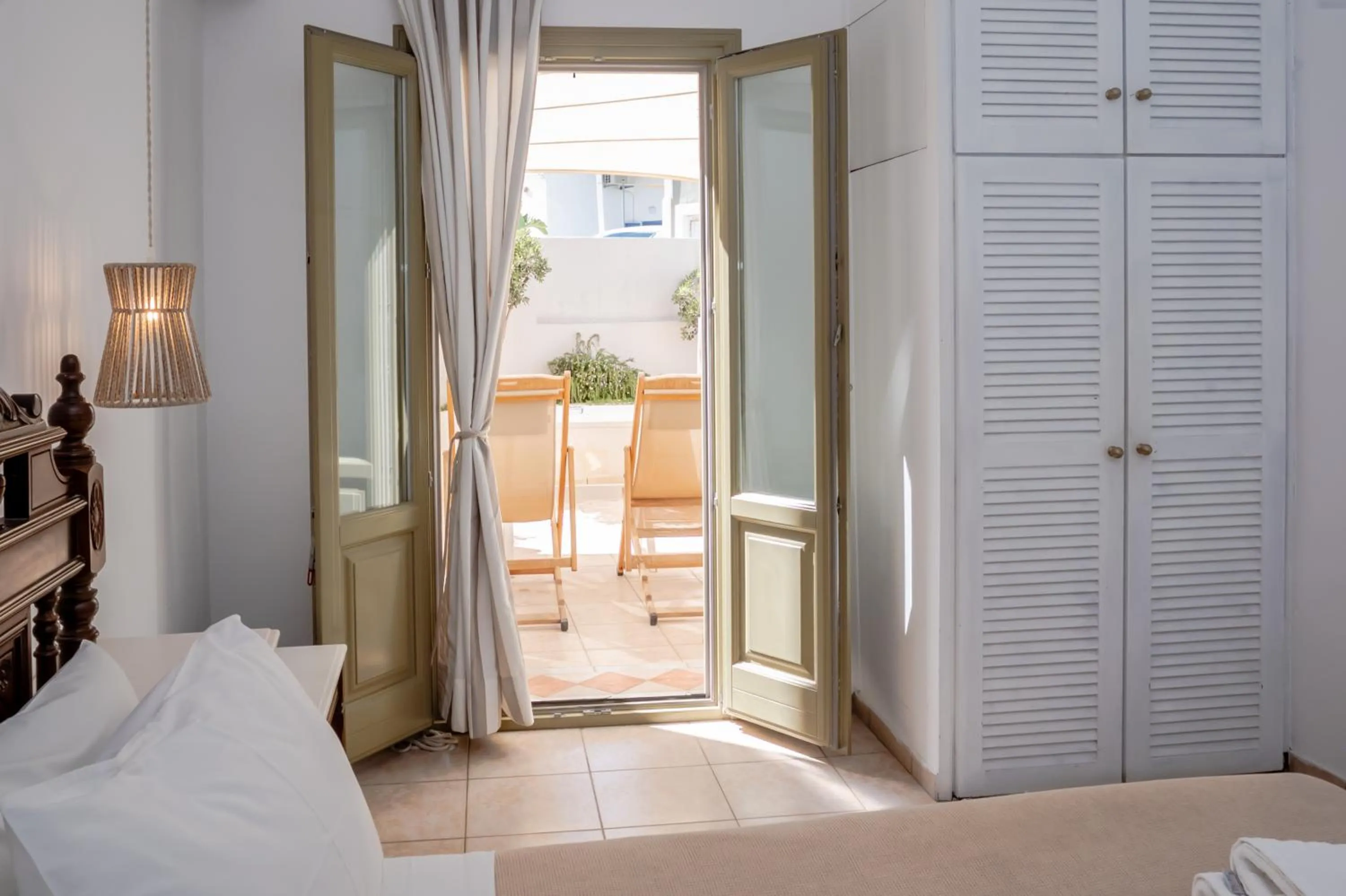 Photo of the whole room in Aldea