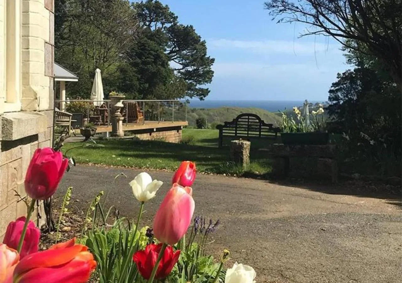 Patio in Penmorvah Manor Hotel