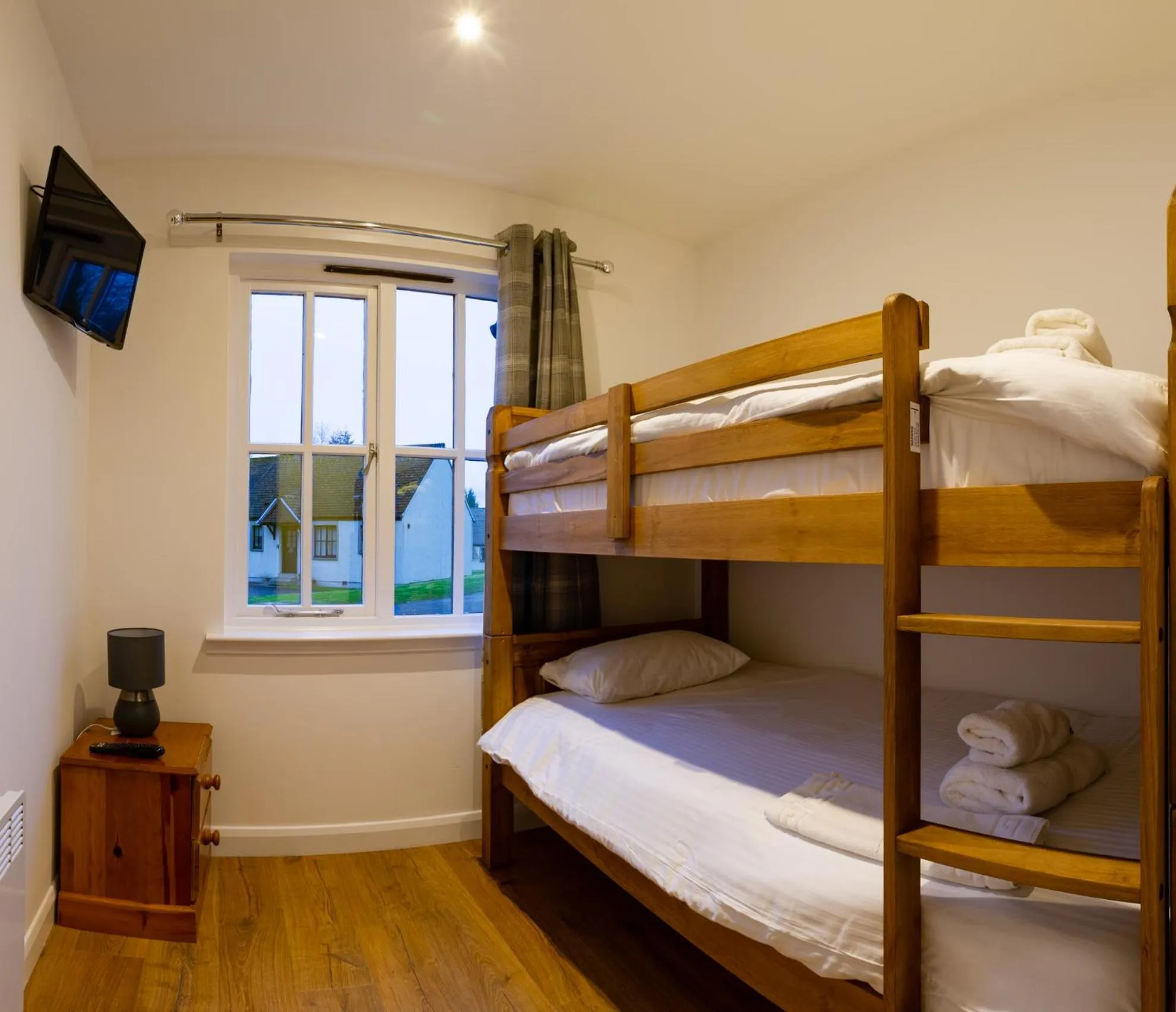 bunk bed, Bed in Moness Resort