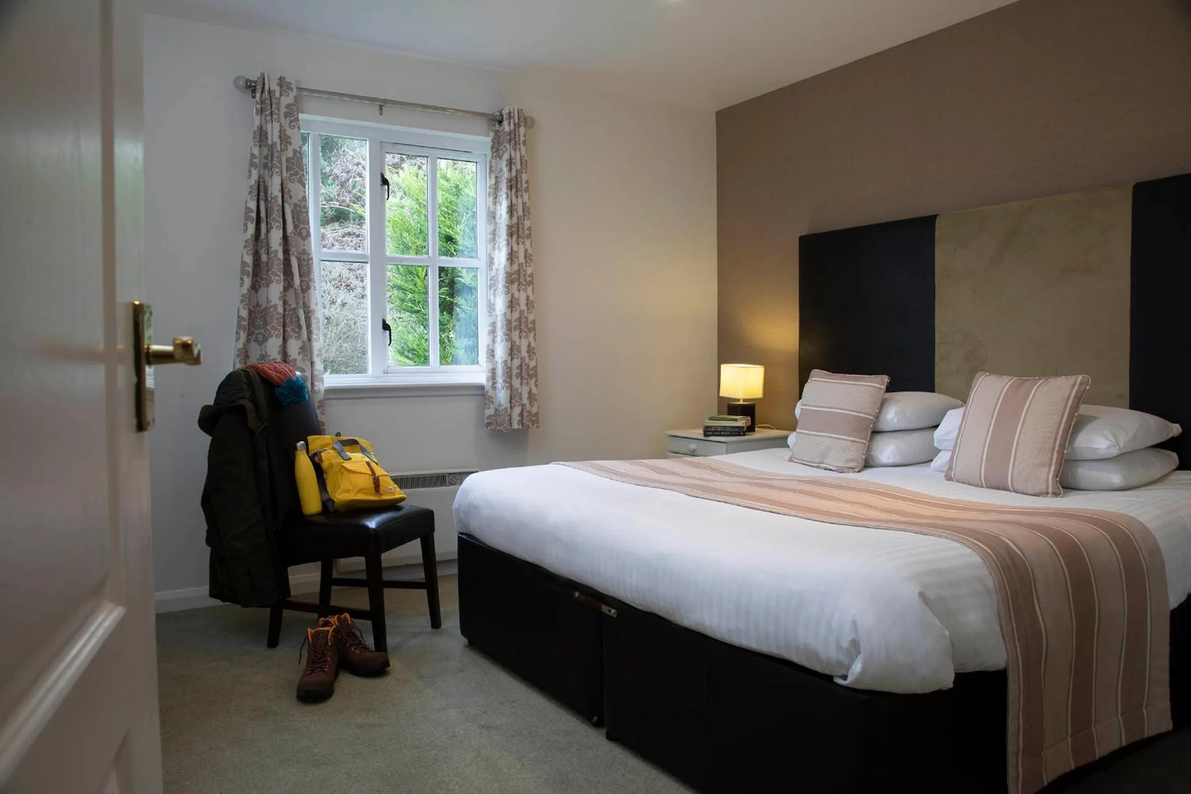 Bed in Moness Resort