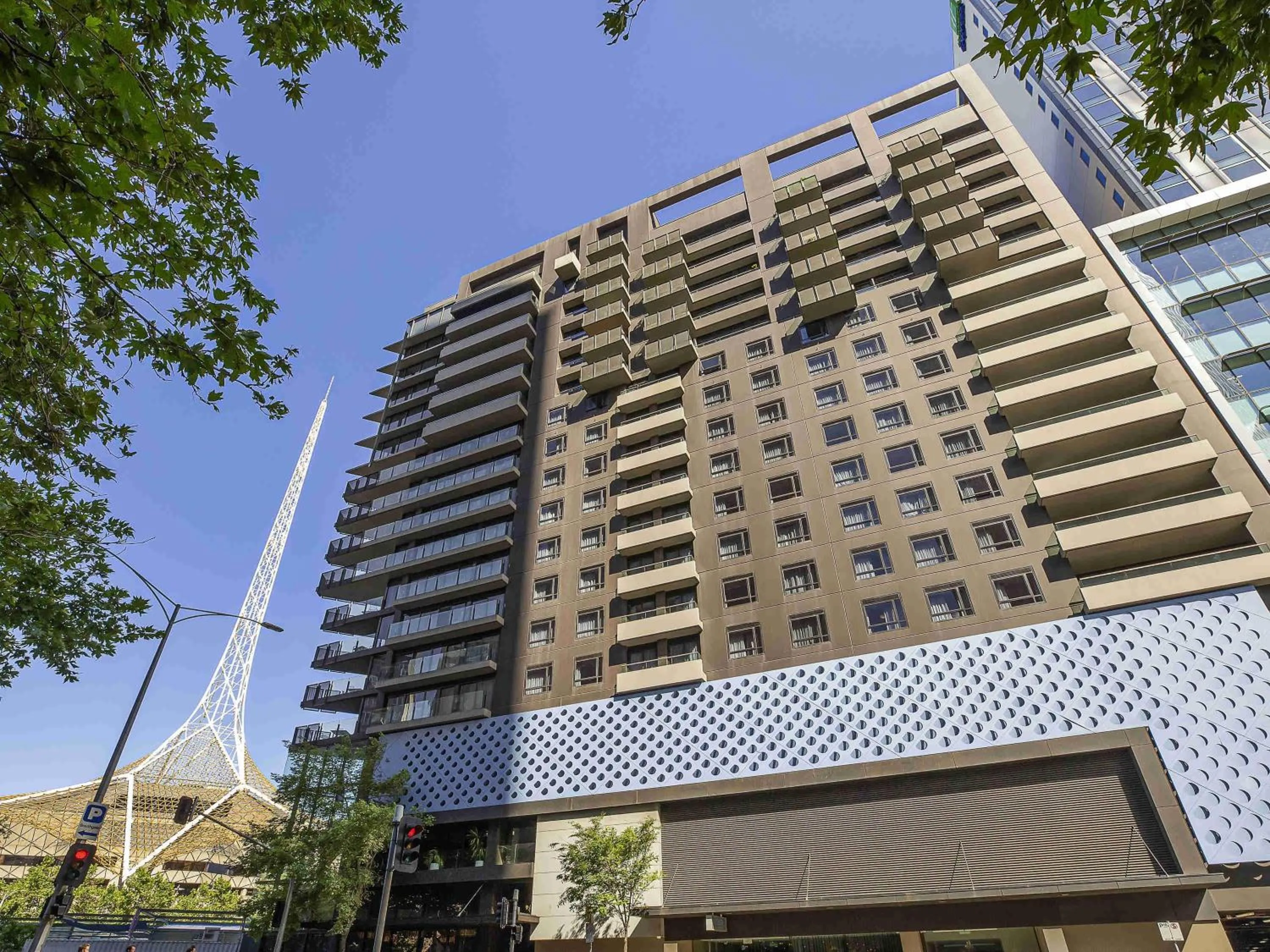 Property building in Mantra Southbank