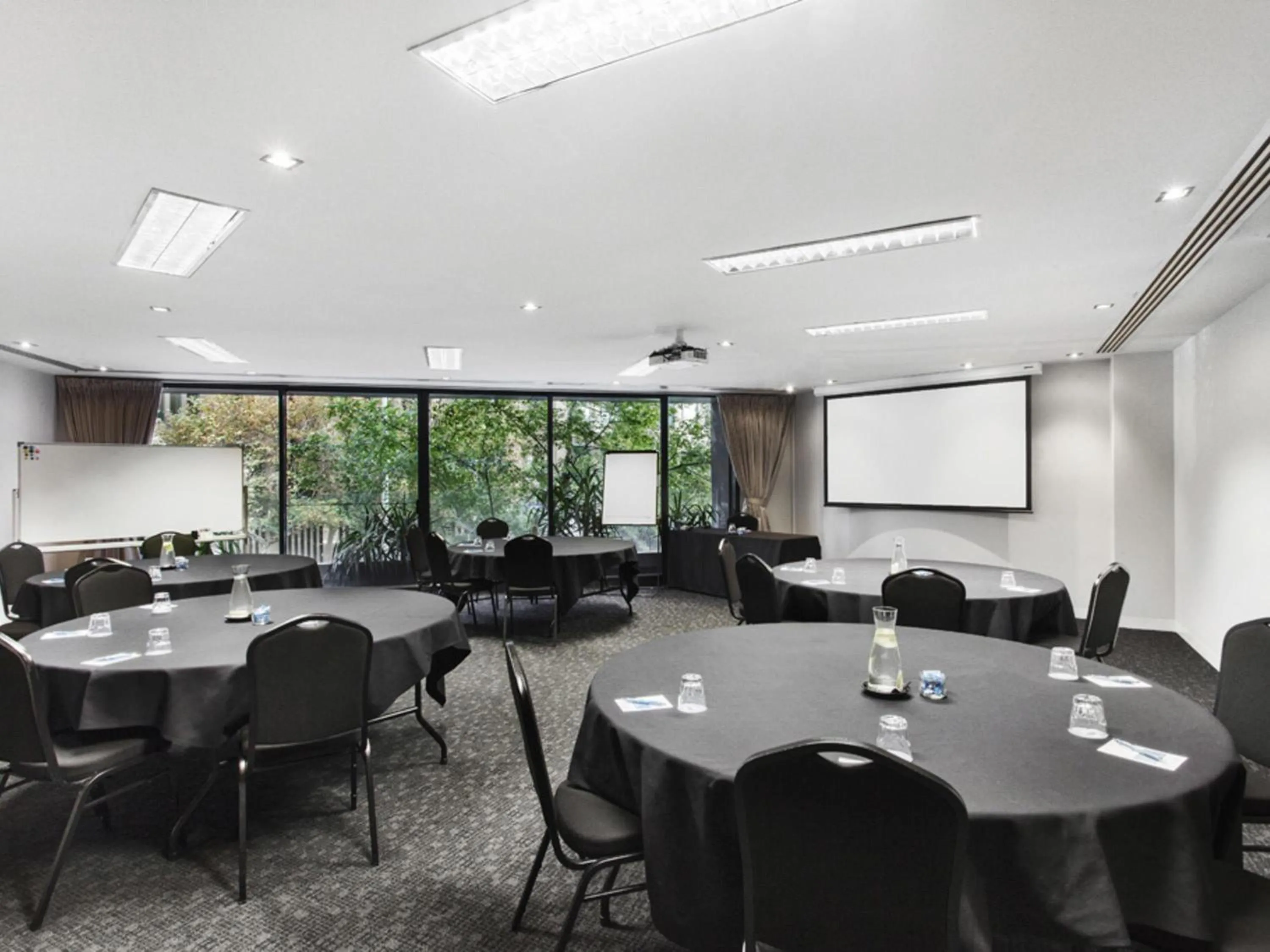Meeting/conference room in Mantra Southbank