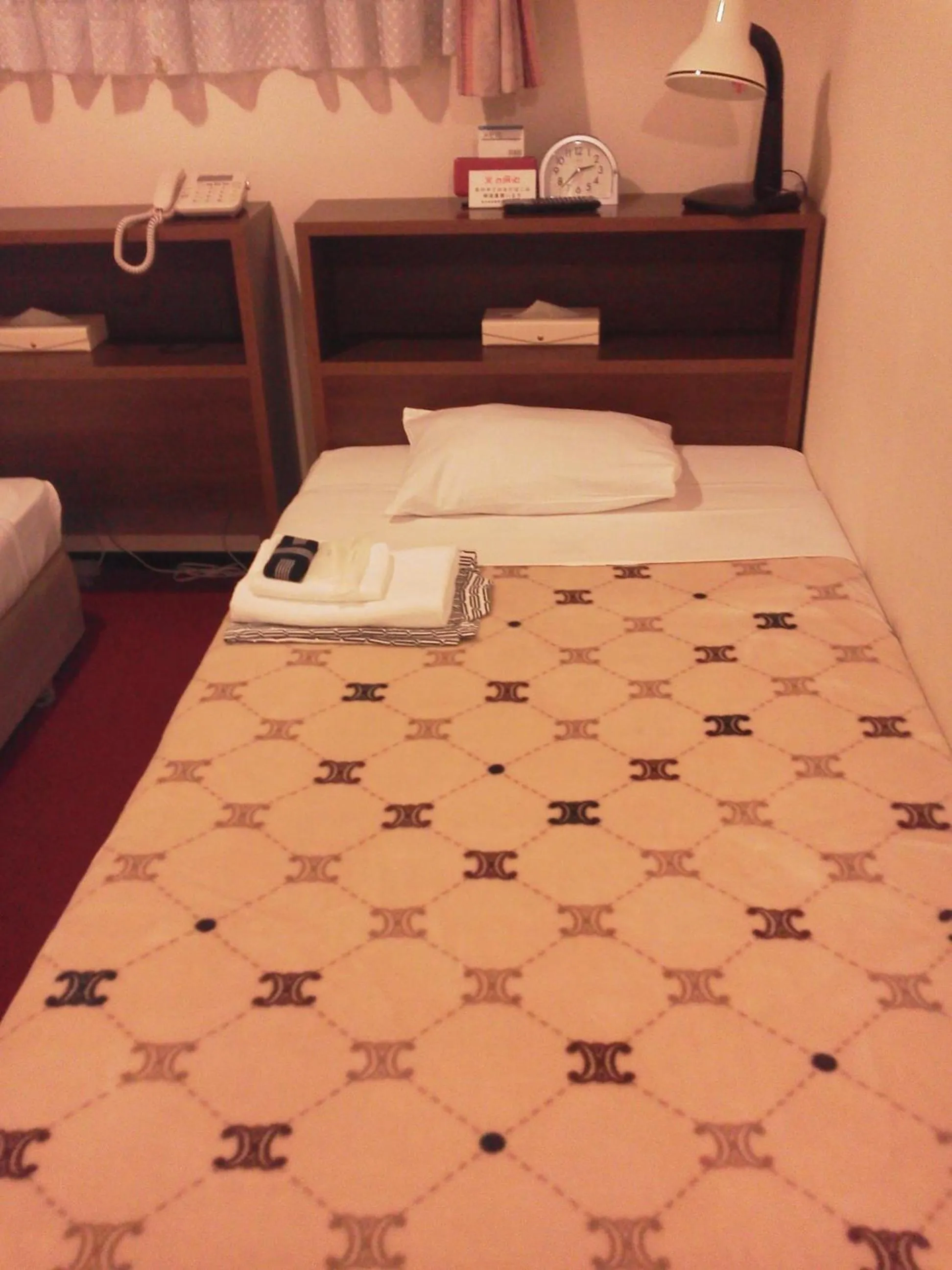 Bed in Hotel Yanagibashi