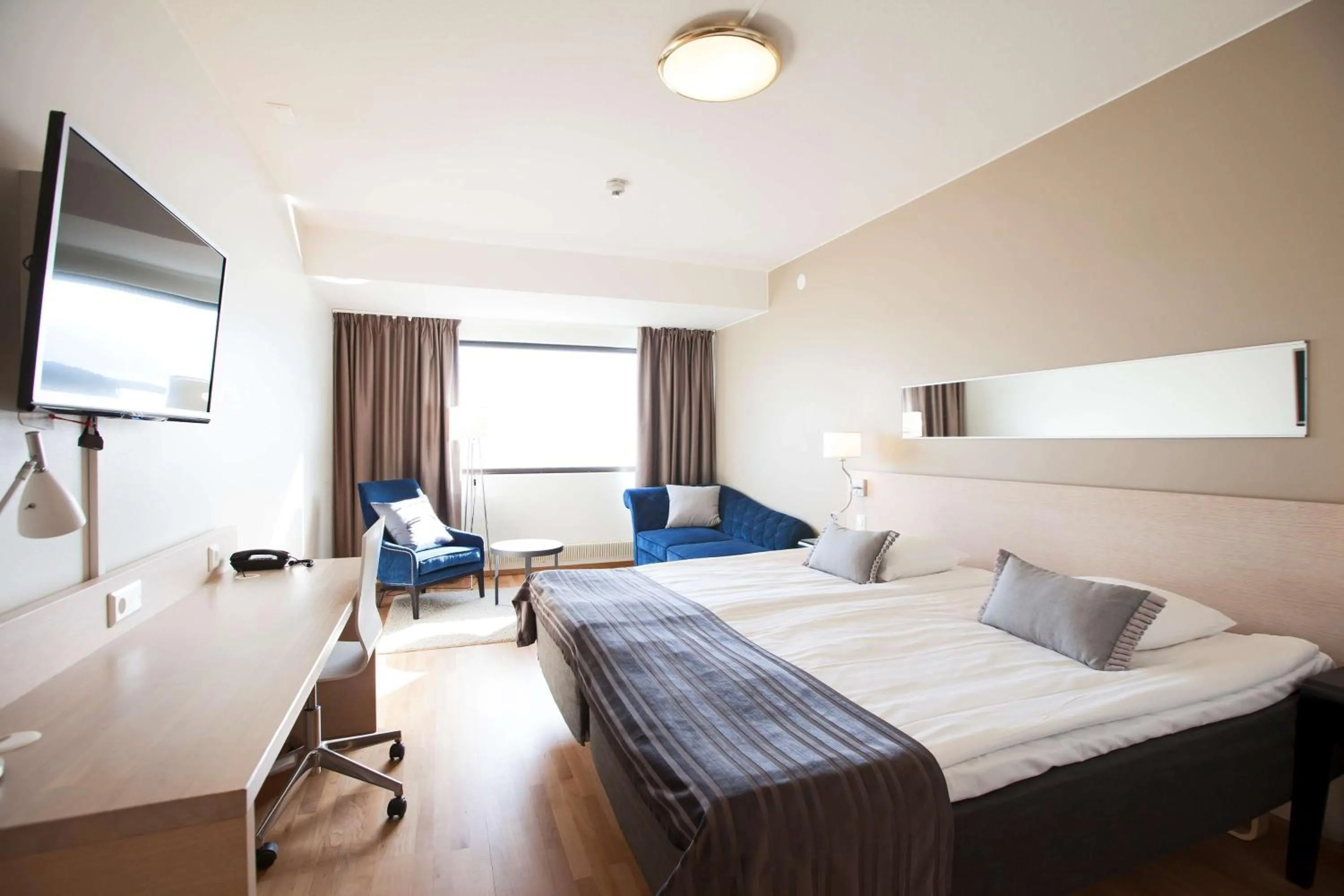 Photo of the whole room, Bed in Scandic Kuopio