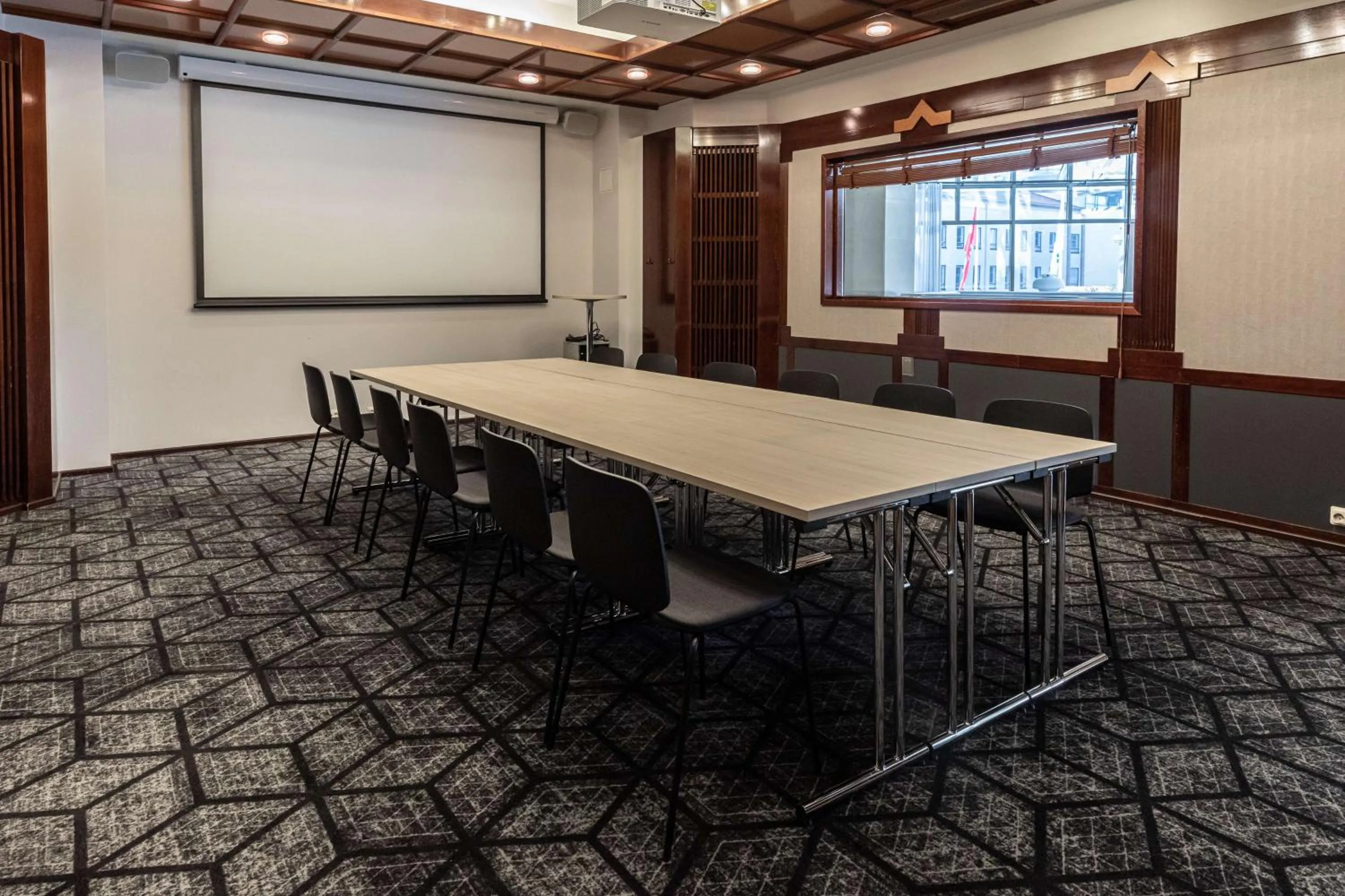 Photo of the whole room in Scandic Jyväskylä Station