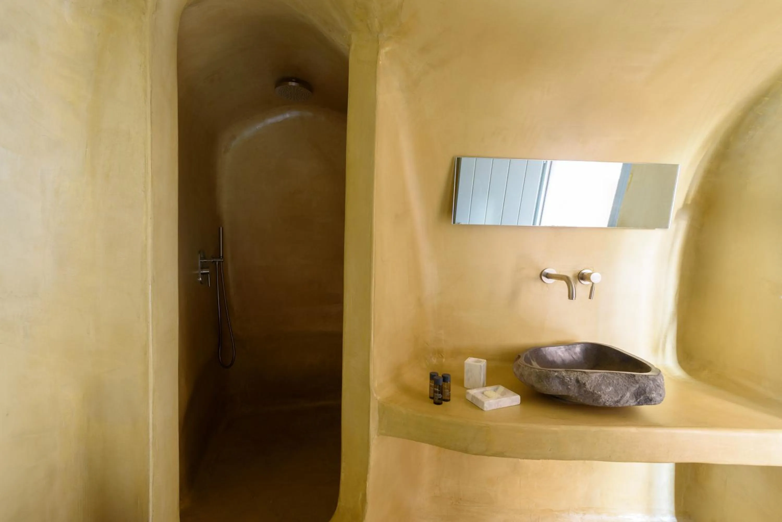Bathroom in Sublime Villa & Caves