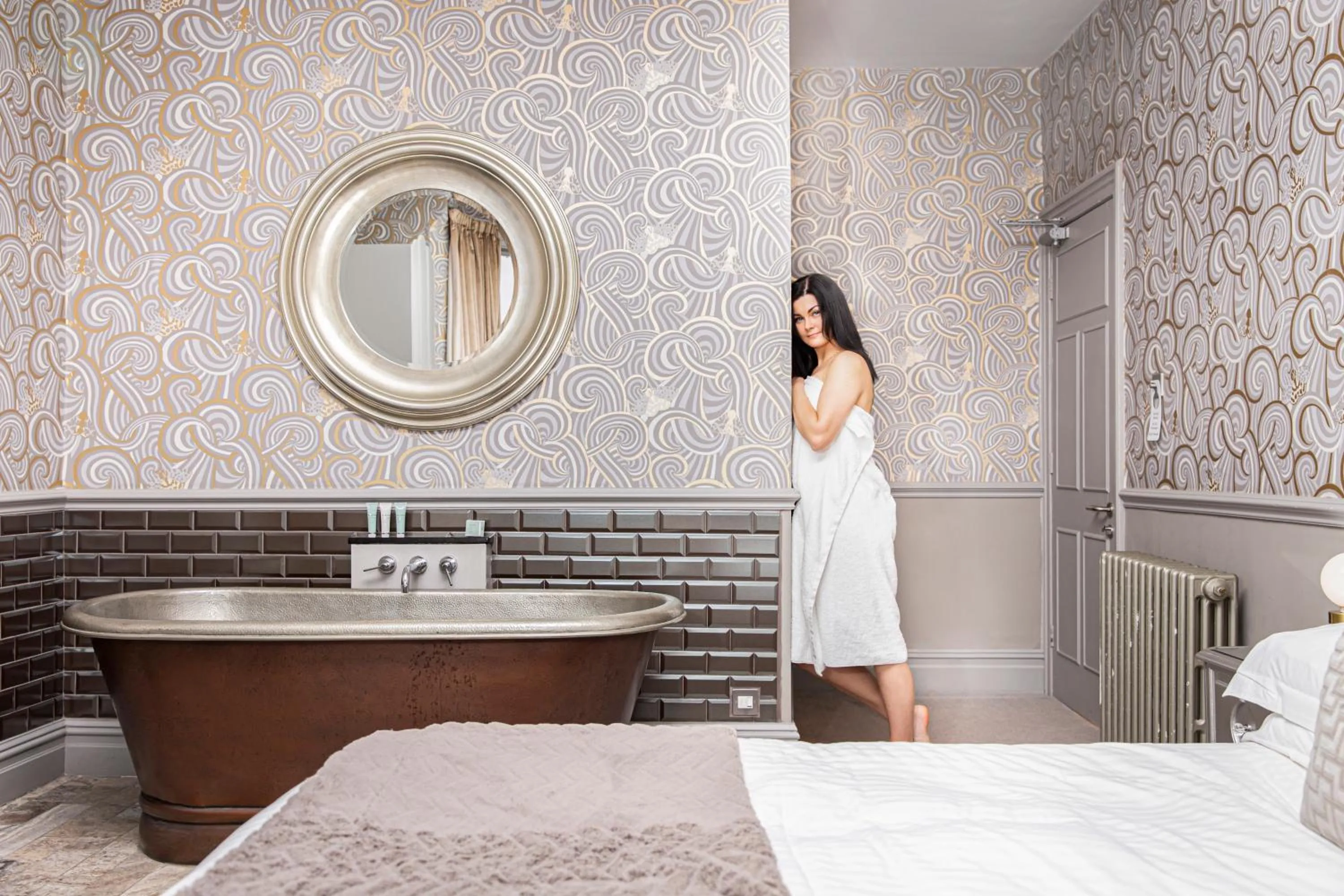 Bathroom, Bed in Escape Boutique B&B